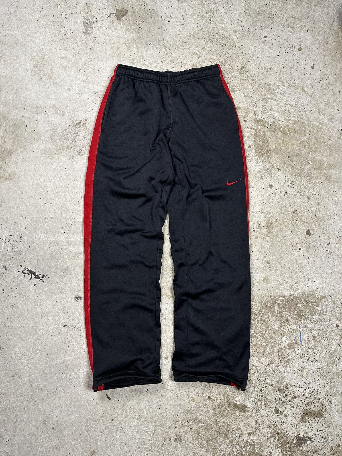 Nike ‼️ Vintage y2k Nike Black Track Pants Swoosh Therma Fit Strip Size US 32 / EU 48 - 1 Thumbnail