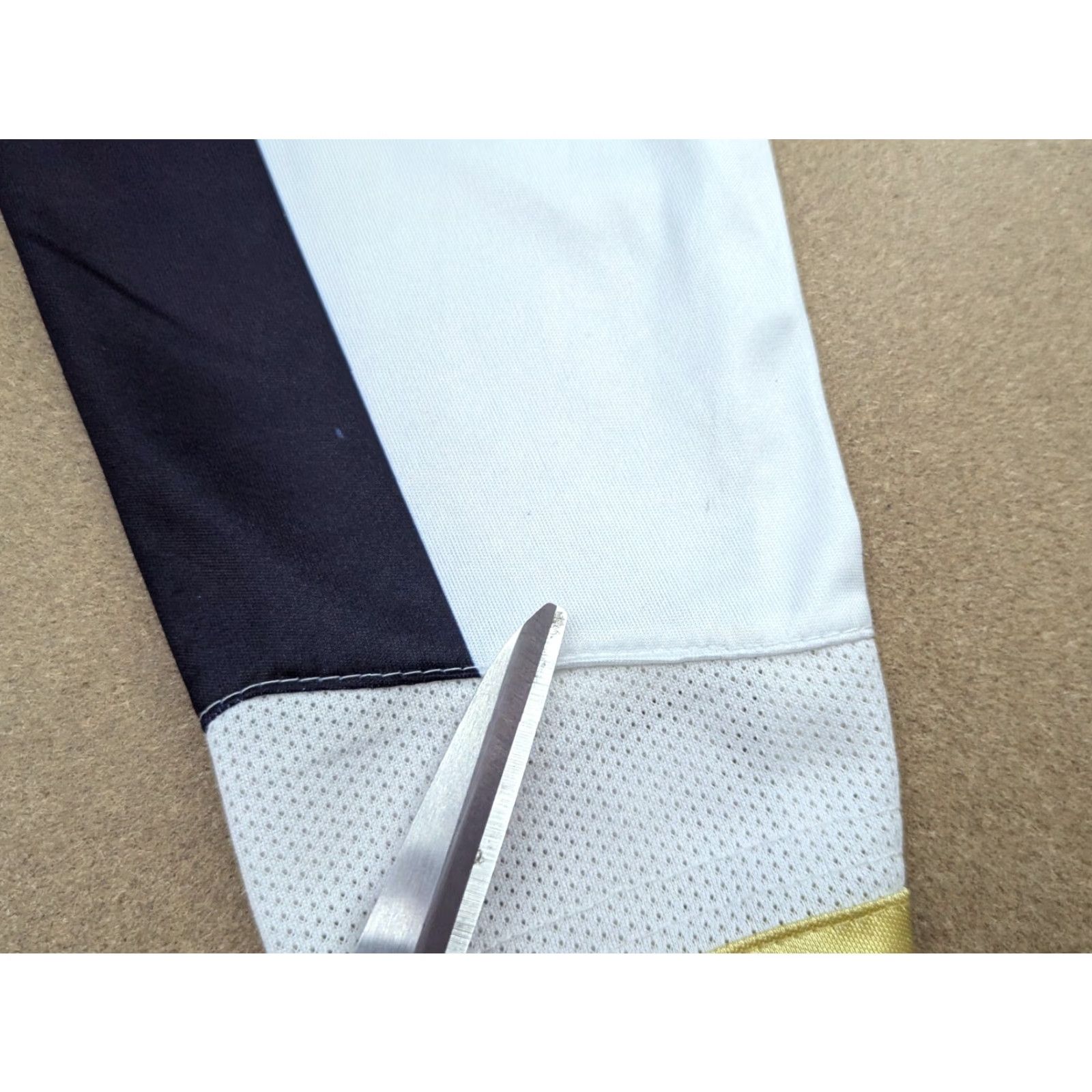 Vintage Legea Berln Kit Mens Jersey Size M Football Adult Black WHite Shirt Size US M / EU 48-50 / 2 - 2 Thumbnail