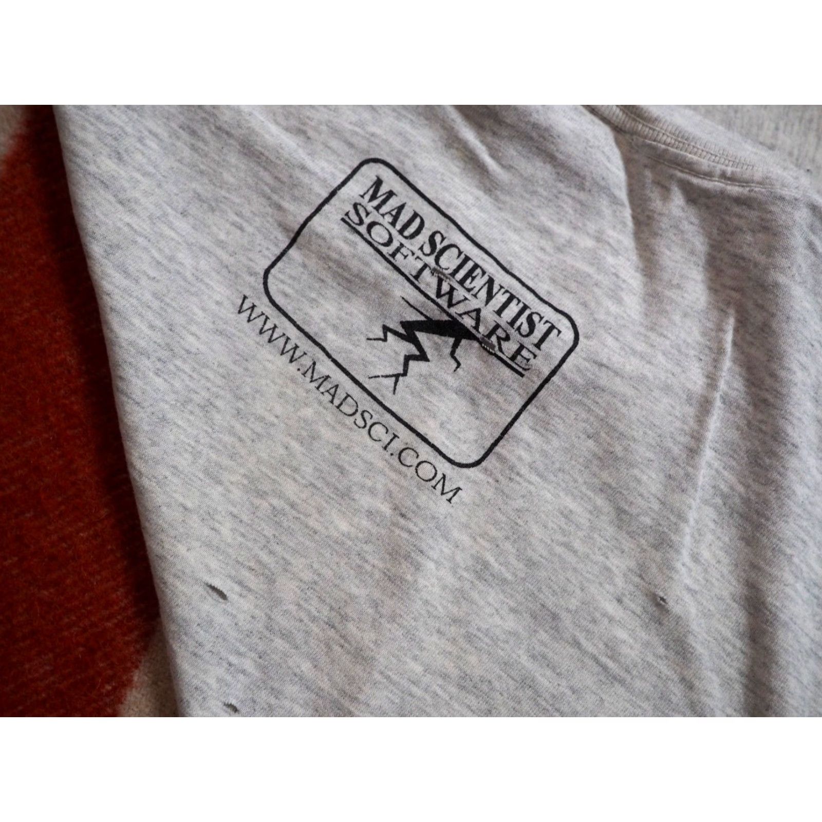Port & Company VTG 90s Mad Scientist Software Health Code Tech Art Distress Gray Tee T-Shirt L Mens Port & Company 90s Theme Vintage Shirt Size US L / EU 52-54 / 3 - 3 Thumbnail