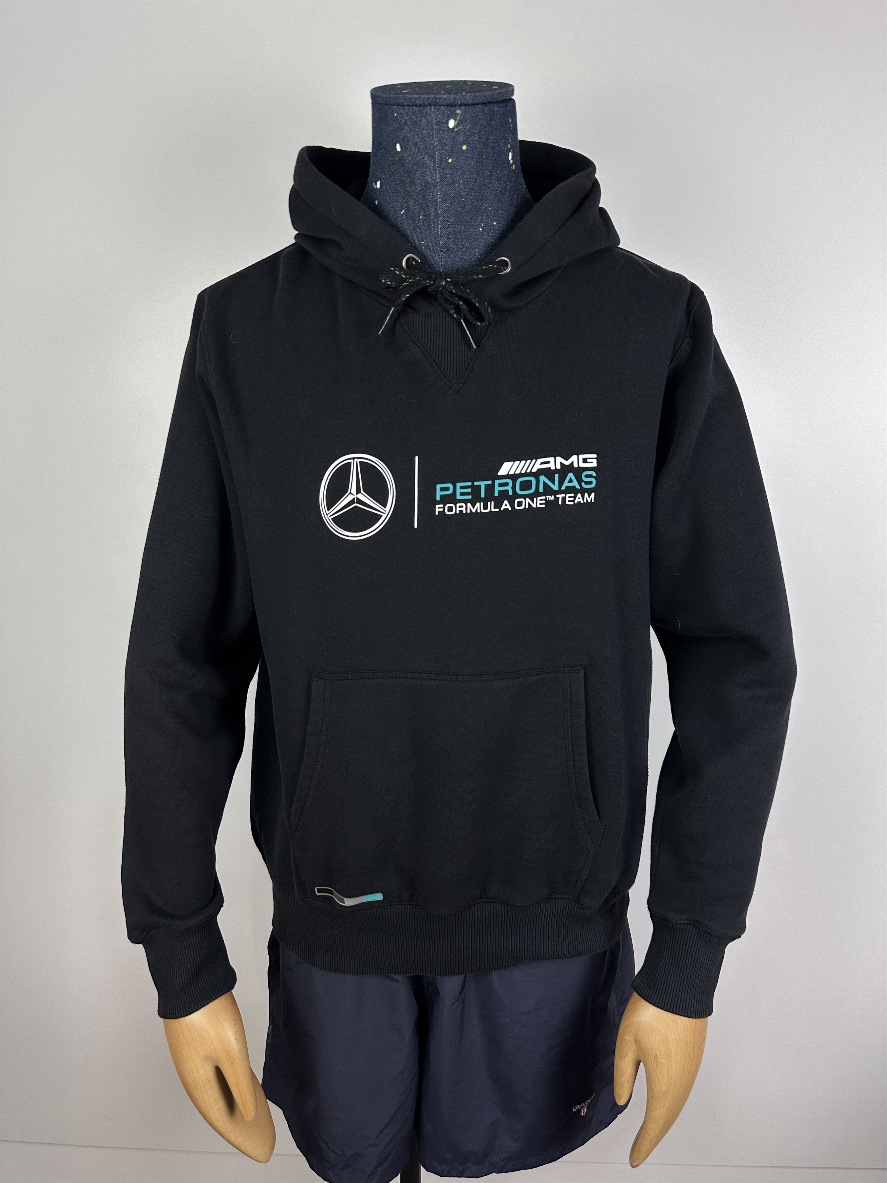 Formula 1 × Mercedes-Benz Mercedes AMG Petronas Hoodie Motorsport Racing F1 Formula 1 Size US M / EU 48-50 / 2 - 2 Thumbnail