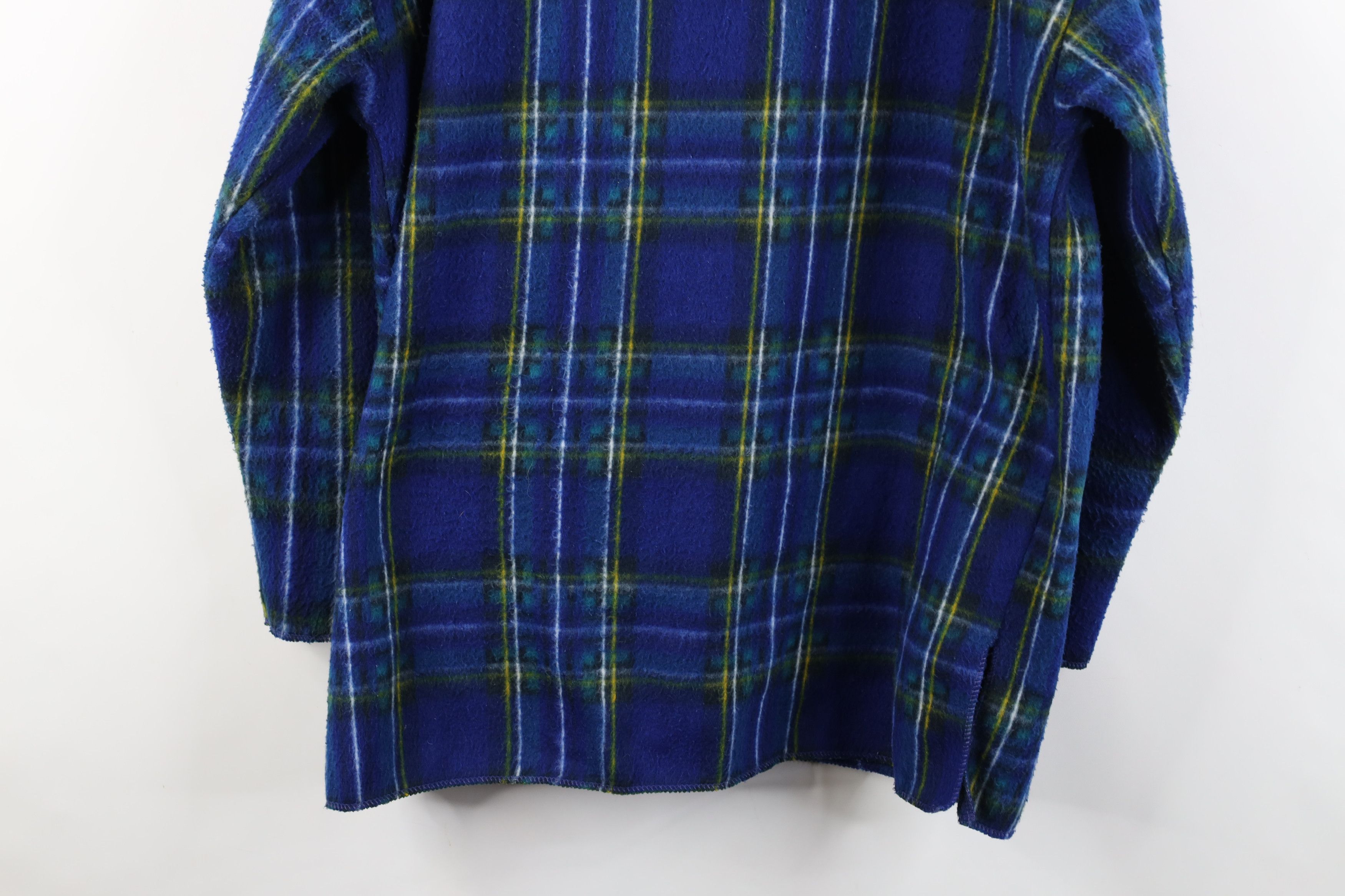 Vintage Vintage 90s Streetwear Fleece Collared Button Shirt Plaid Size L / US 10 / IT 46 - 12 Thumbnail