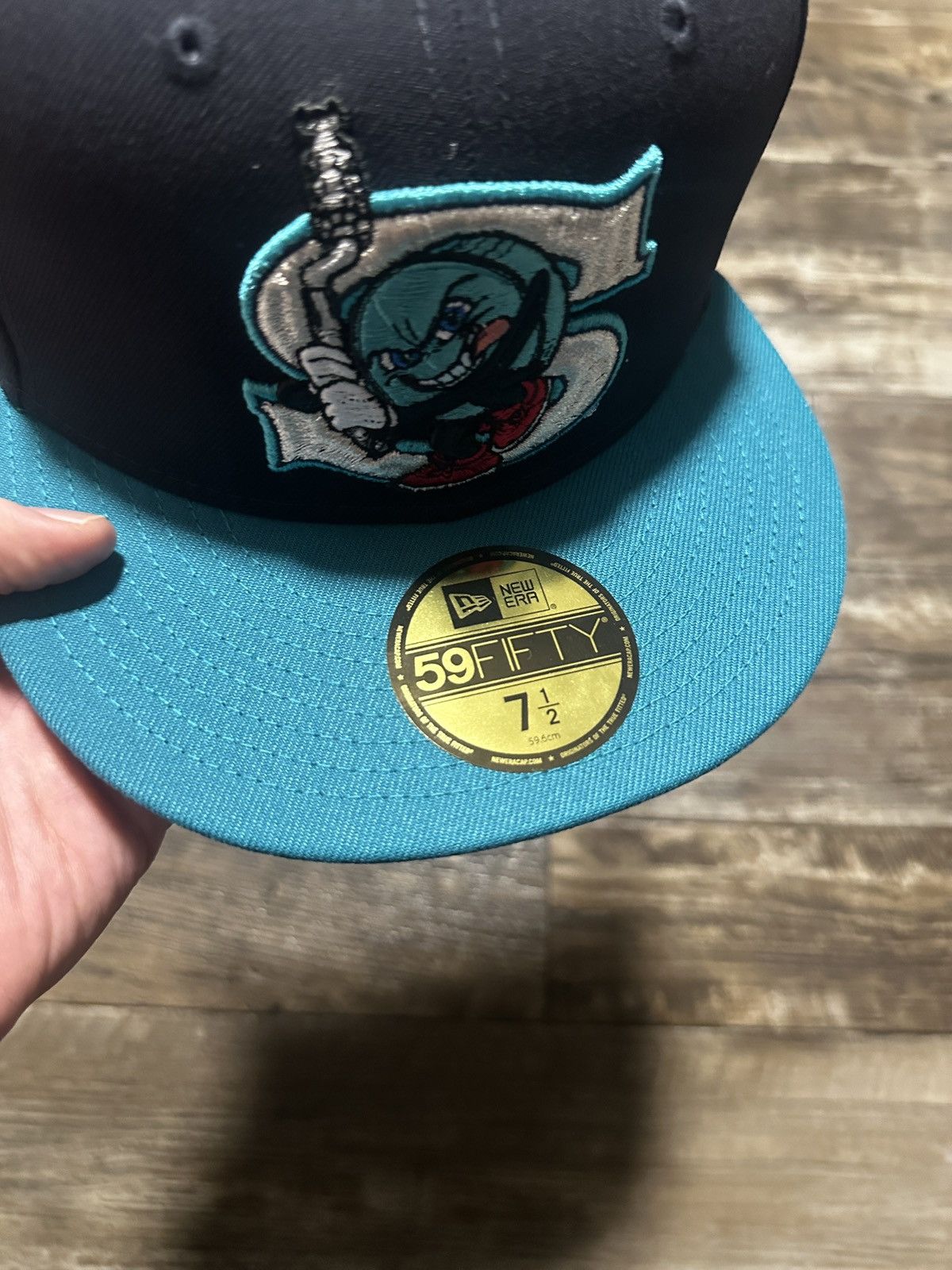 S4LEM × Supreme Supreme Salem New Era Fitted Navy (7 1/2) Size ONE SIZE - 2 Thumbnail