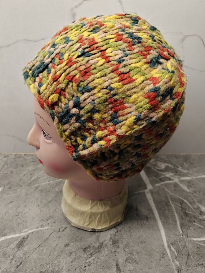 Japanese Brand Vintage Unknown Knit Japanese Snowcap Beanie Size ONE SIZE - 1 Thumbnail