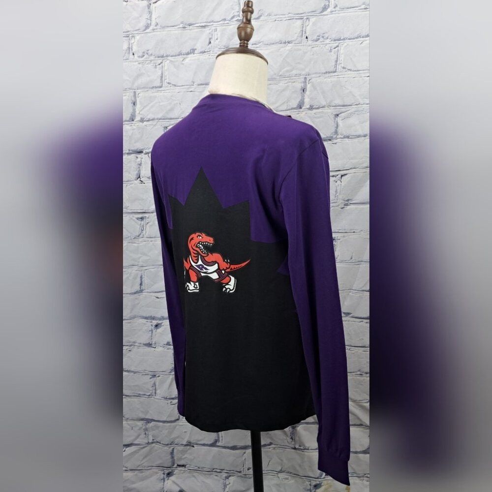 Mitchell & Ness NWT Mitchell & Ness OVO Toronto Raptors NBA Purple Long Sle Size US S / EU 44-46 / 1 - 8 Thumbnail