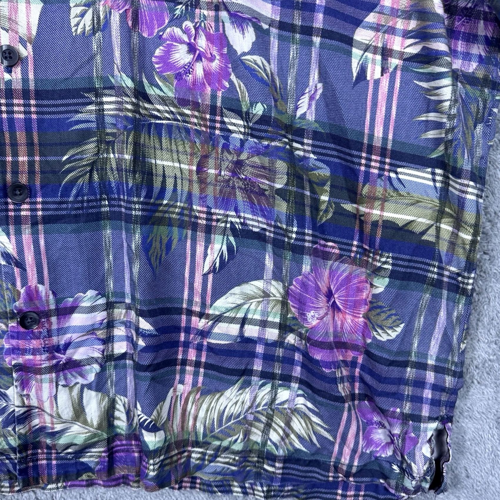 Tommy Bahama Tommy Bahama Shirt Mens 3XLB Huladays IslandZone Hawaiian Floral Silk Casual Collared Button-Up Beach Tropical Vacation Resortwear Mens Size US XXL / EU 58 / 5 - 3 Thumbnail