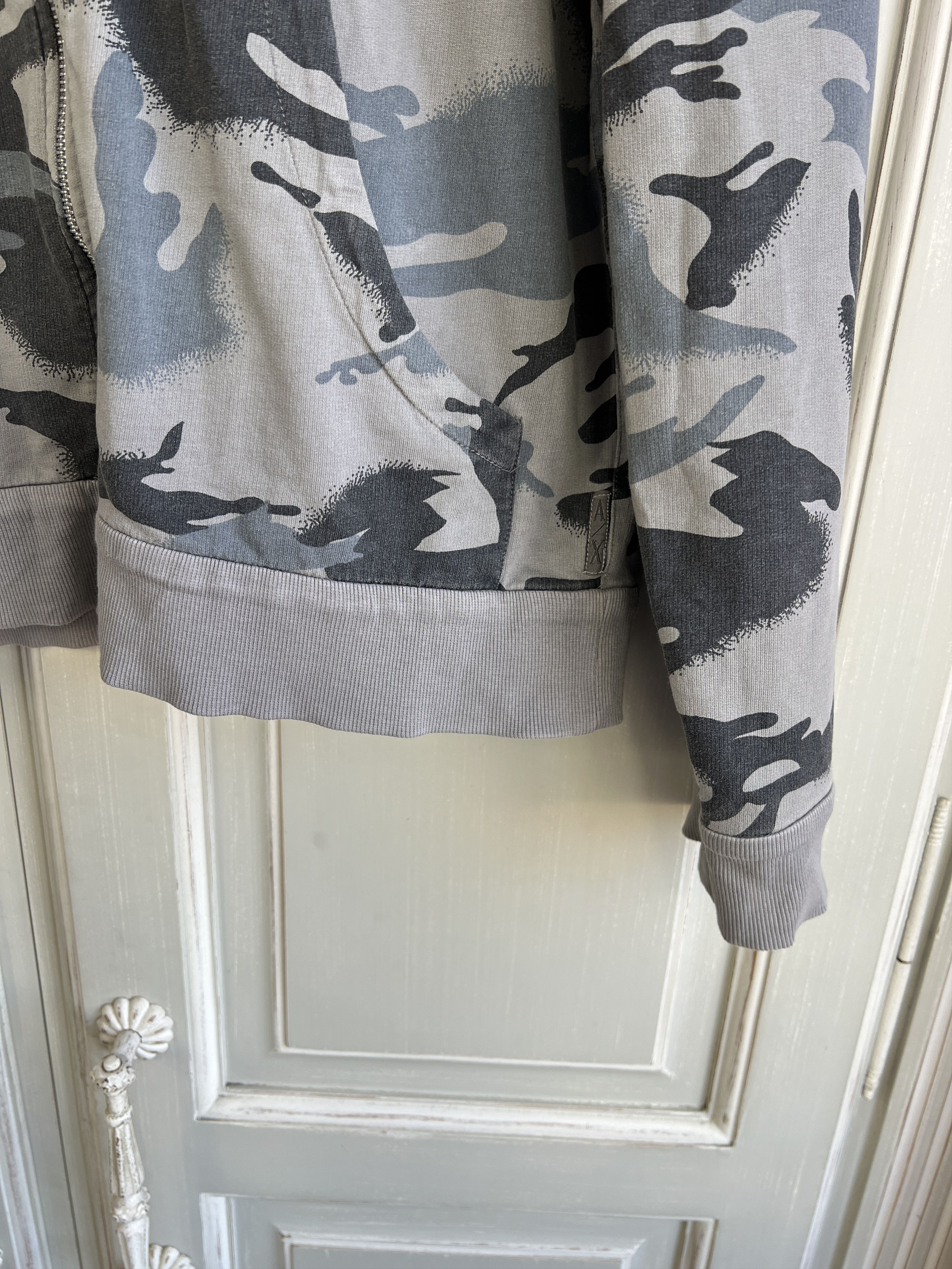 Armani Exchange ARMANI EXCHANGE HOODIE CAMO SIZE M Size US M / EU 48-50 / 2 - 3 Thumbnail