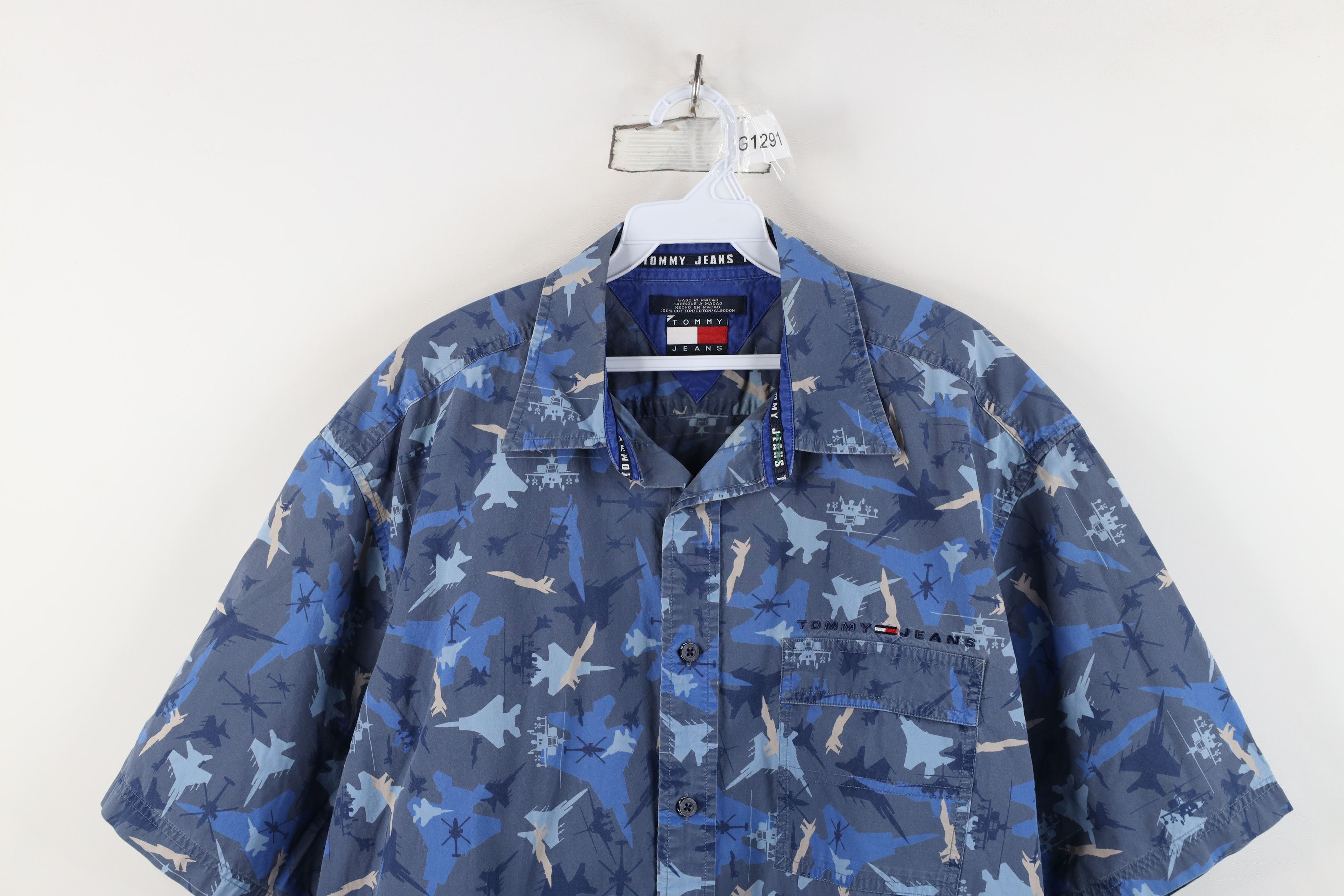 Tommy Hilfiger Vintage 90s Tommy Hilfiger Plane All Over Print Button Shirt Size US L / EU 52-54 / 3 - 2 Thumbnail