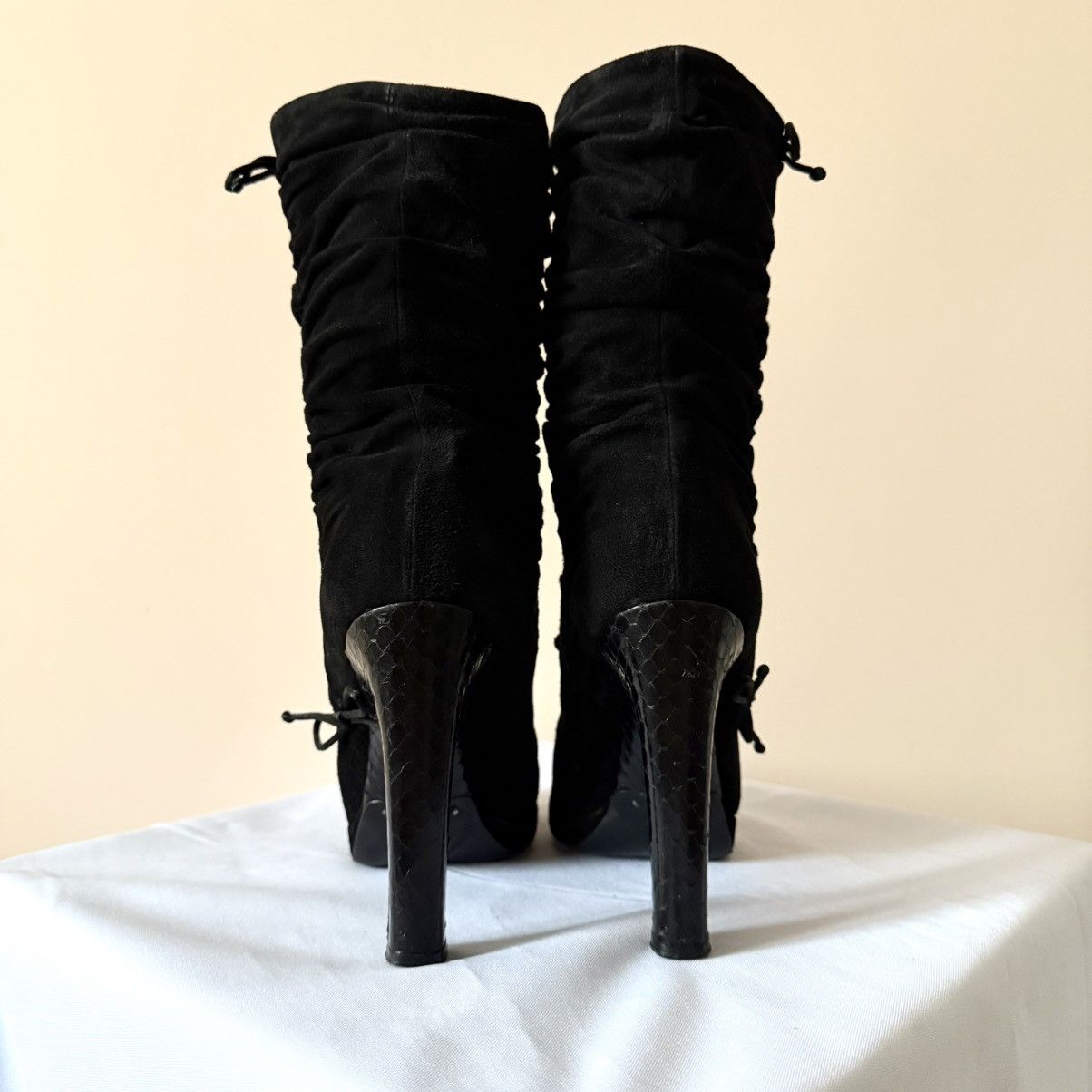 Gucci Gucci Tom Ford Era Suede Slouch Black Bows Boots Heels Size US 5 / IT 35 - 8 Thumbnail