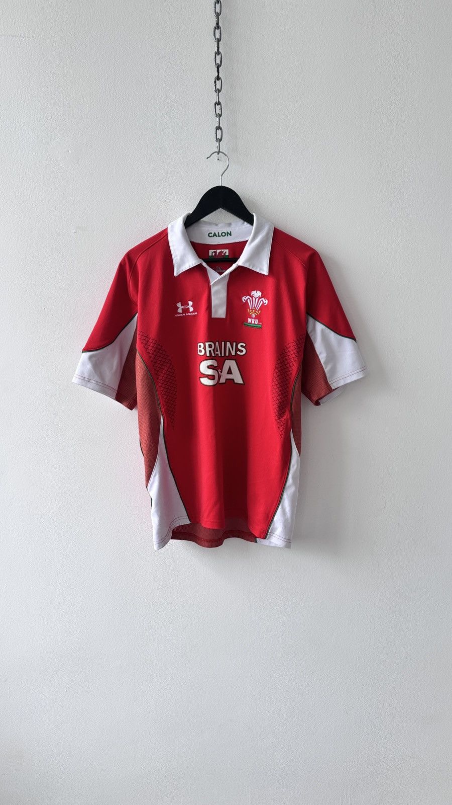 Under Armour Wales WRU Rugby Union Home Shirt Under Armour Brains Jersey Size US M / EU 48-50 / 2 - 1 Thumbnail