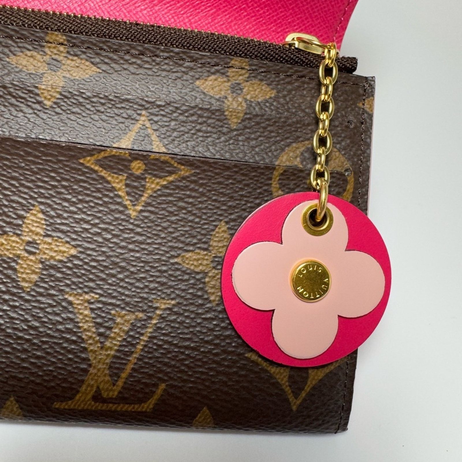 Louis Vuitton Louis Vuitton Emilie Bloom Pink Fuchsia Monogram Wallet Size ONE SIZE - 4 Thumbnail