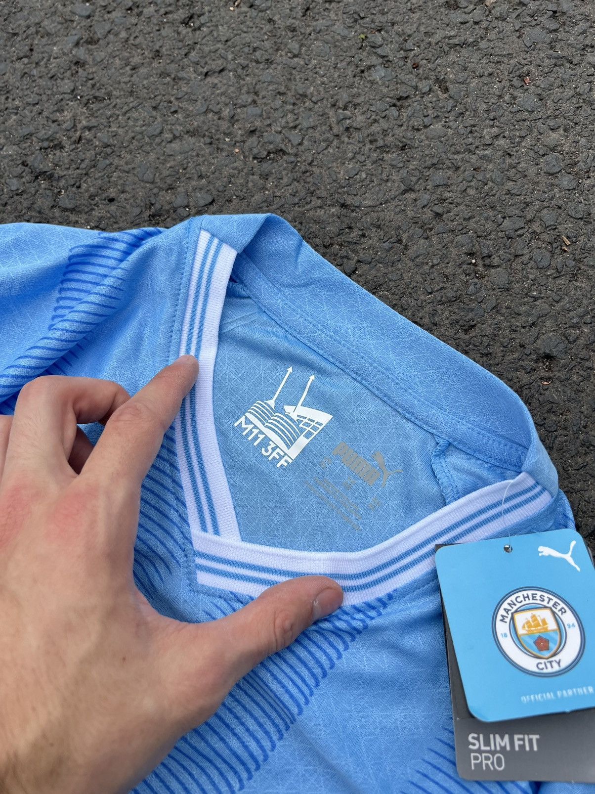 Puma Puma Manchester City 2023/2024 Grealish #10 Jersey Soccer Size US XL / EU 56 / 4 - 11 Thumbnail