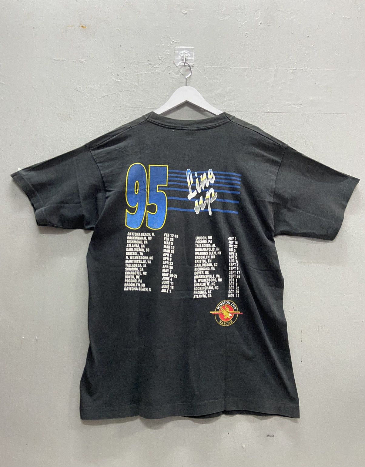 NASCAR VINTAGE WINSTON CUP SERIES 1998 NASCAR LINE UP TEE SHIRT Size US XL / EU 56 / 4 - 2 Thumbnail