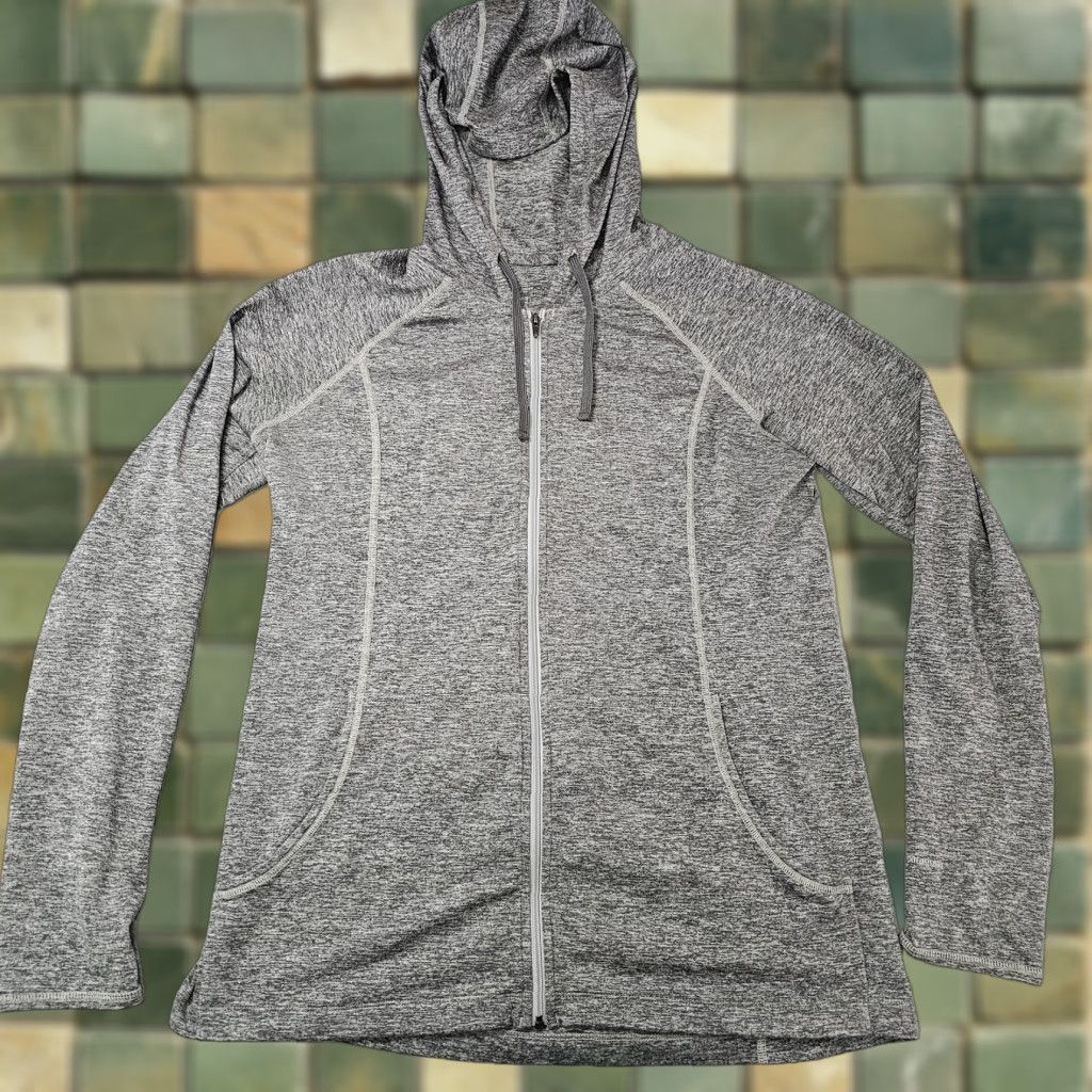 Patagonia Patagonia Jacket Womens L Gray Fleece Full Zip Hooded Pockets 54905 Size L / US 10 / IT 46 - 1 Thumbnail