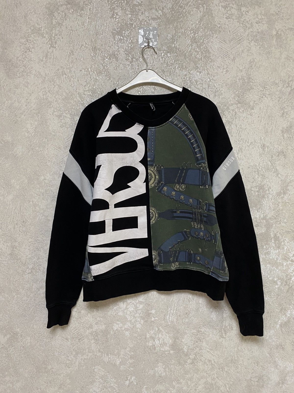 Versus Versace Versace rare sweatshirt Versus Size US M / EU 48-50 / 2 - 1 Thumbnail