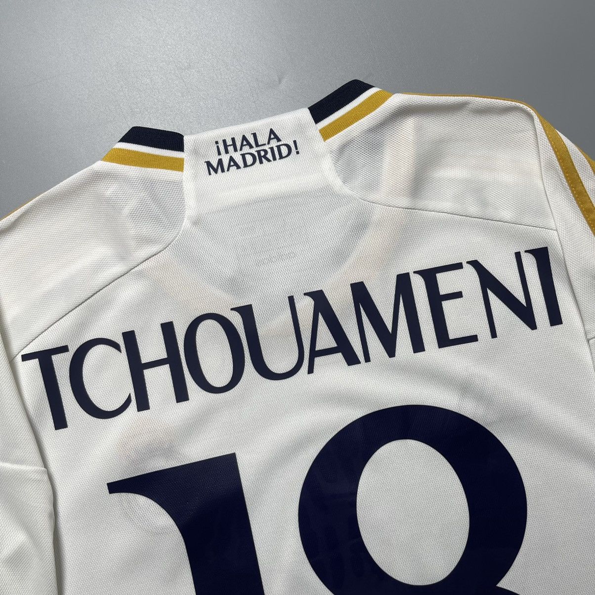 Adidas × Vintage REAL MADRID 2023/2024 FOOTBALL HOME JERSEY #18 TCHOUAMENI Size US L / EU 52-54 / 3 - 11 Thumbnail