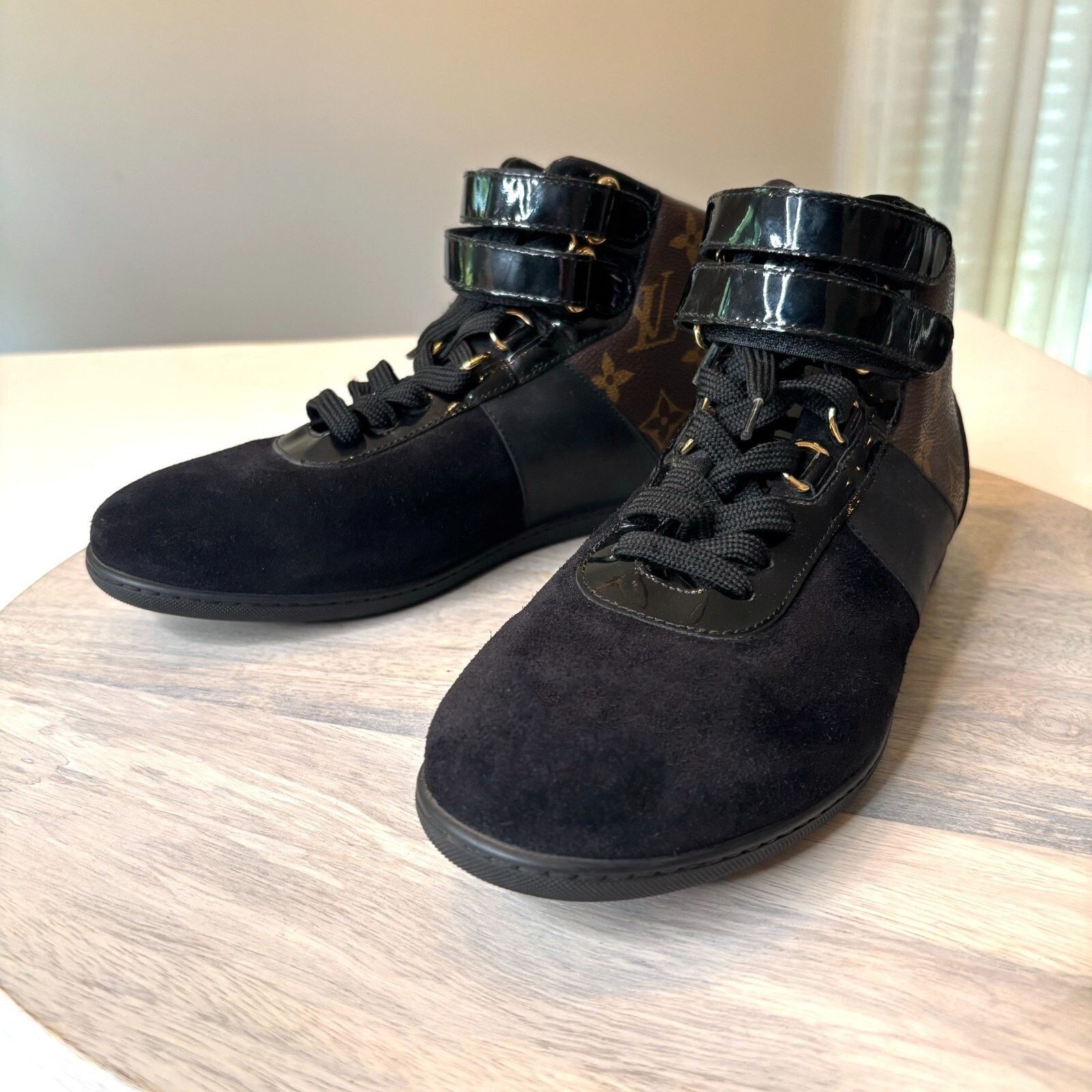 Louis Vuitton Louis Vuitton Black Monogram High Top Sneakers Size 7.5 Size US 7.5 / IT 37.5 - 2 Thumbnail