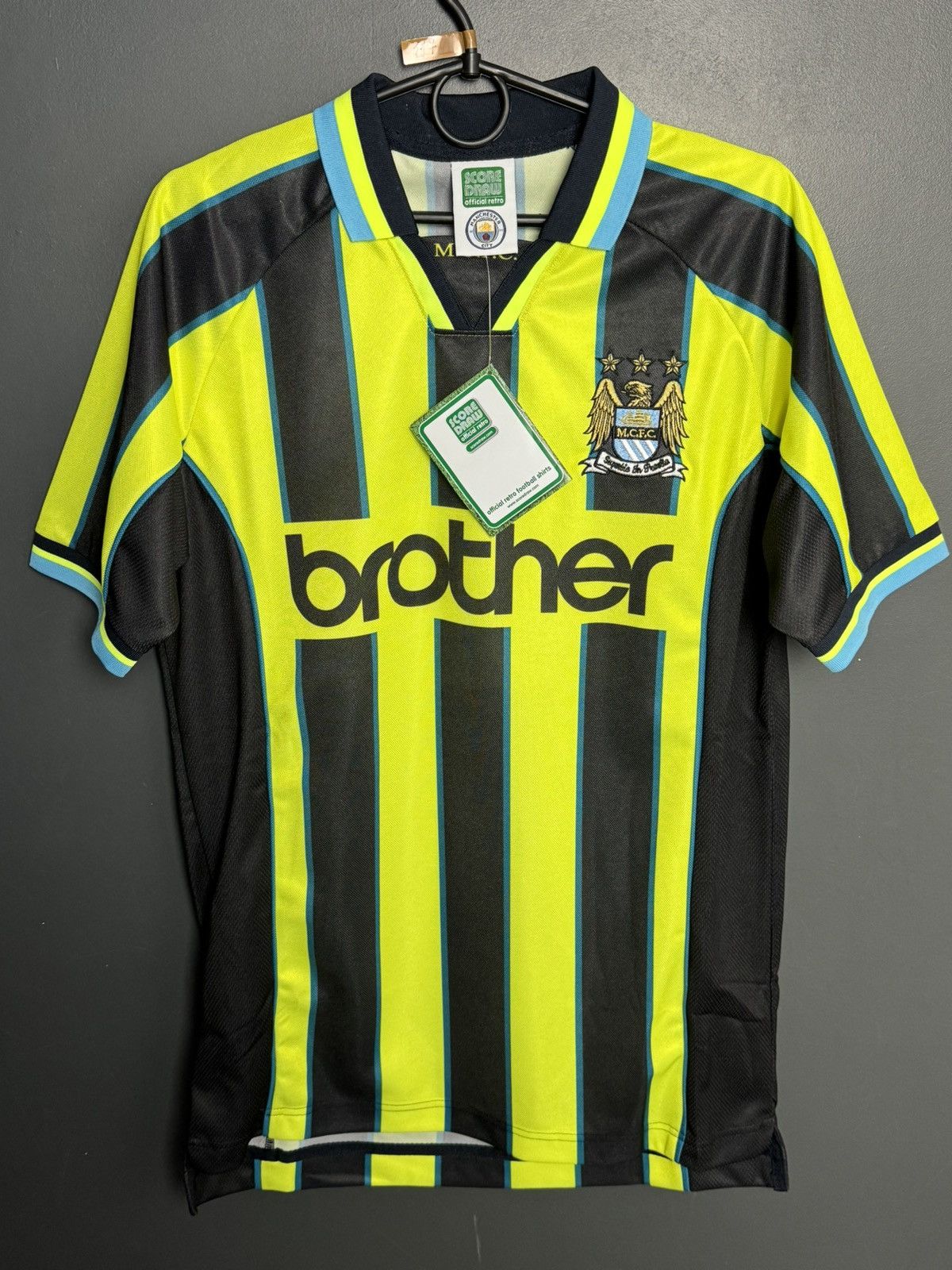Other New Manchester City 98/99 Away Football Jersey Size US M / EU 48-50 / 2 - 1 Thumbnail