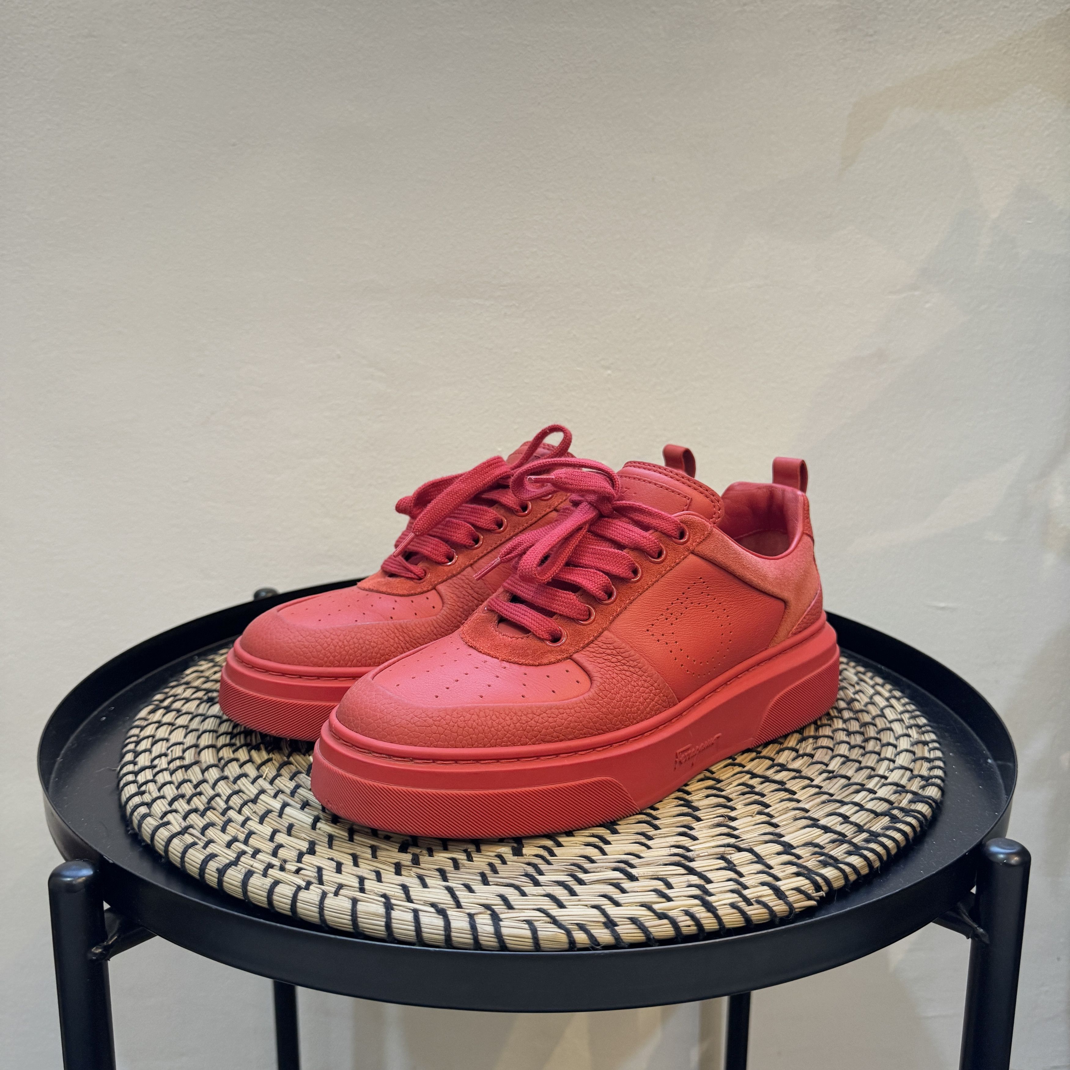 Salvatore Ferragamo Salvatore Ferragamo Low-top sneakers Size US 7 / IT 37 - 1 Thumbnail