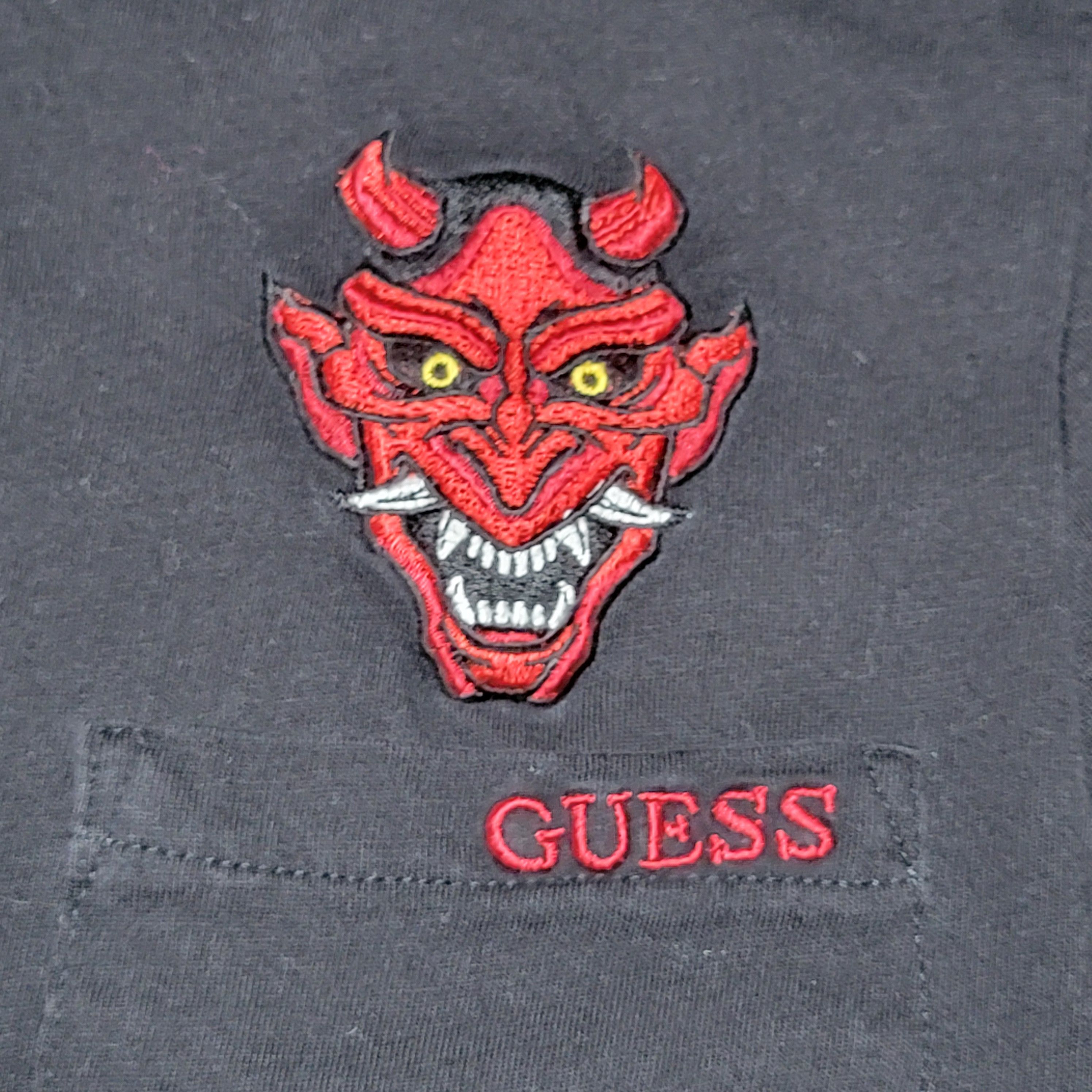 Guess Guess LS Unisex Tee Arm Logos Embroidered Devil - Medium Size L / US 10 / IT 46 - 3 Thumbnail