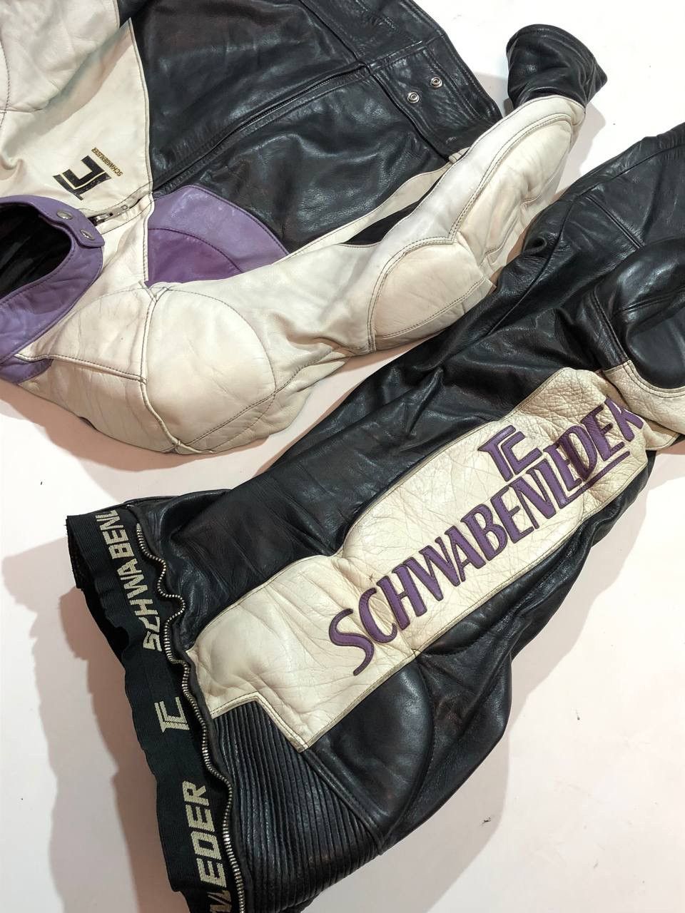 Sports Specialties Schwabenleder Racing Moto Track Suit Leather Vintage Size US L / EU 52-54 / 3 - 10 Thumbnail