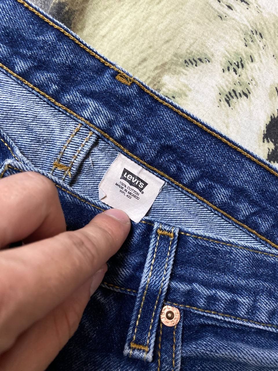 Levi's × Vintage Vintage Levi's 501 Distressed Light Wash Jeans Size US 36 / EU 52 - 2 Thumbnail