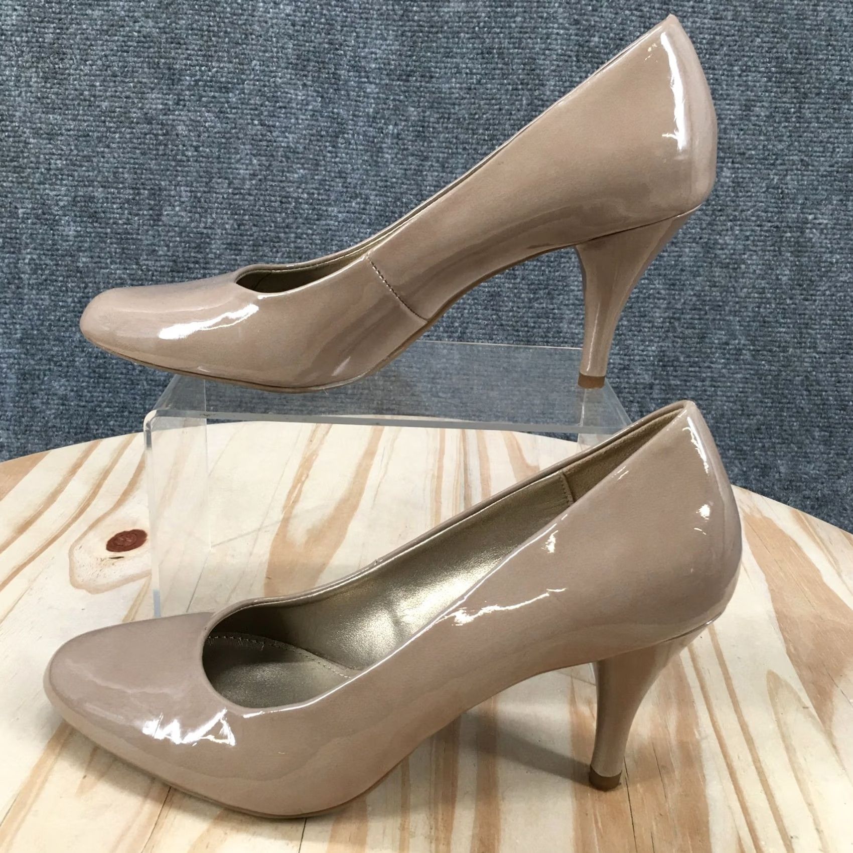 Vintage Bandolino Heels Womens 8 M Courteous Slip On Kitten Pumps Brown Patent Leather Size US 8 / IT 38 - 2 Thumbnail