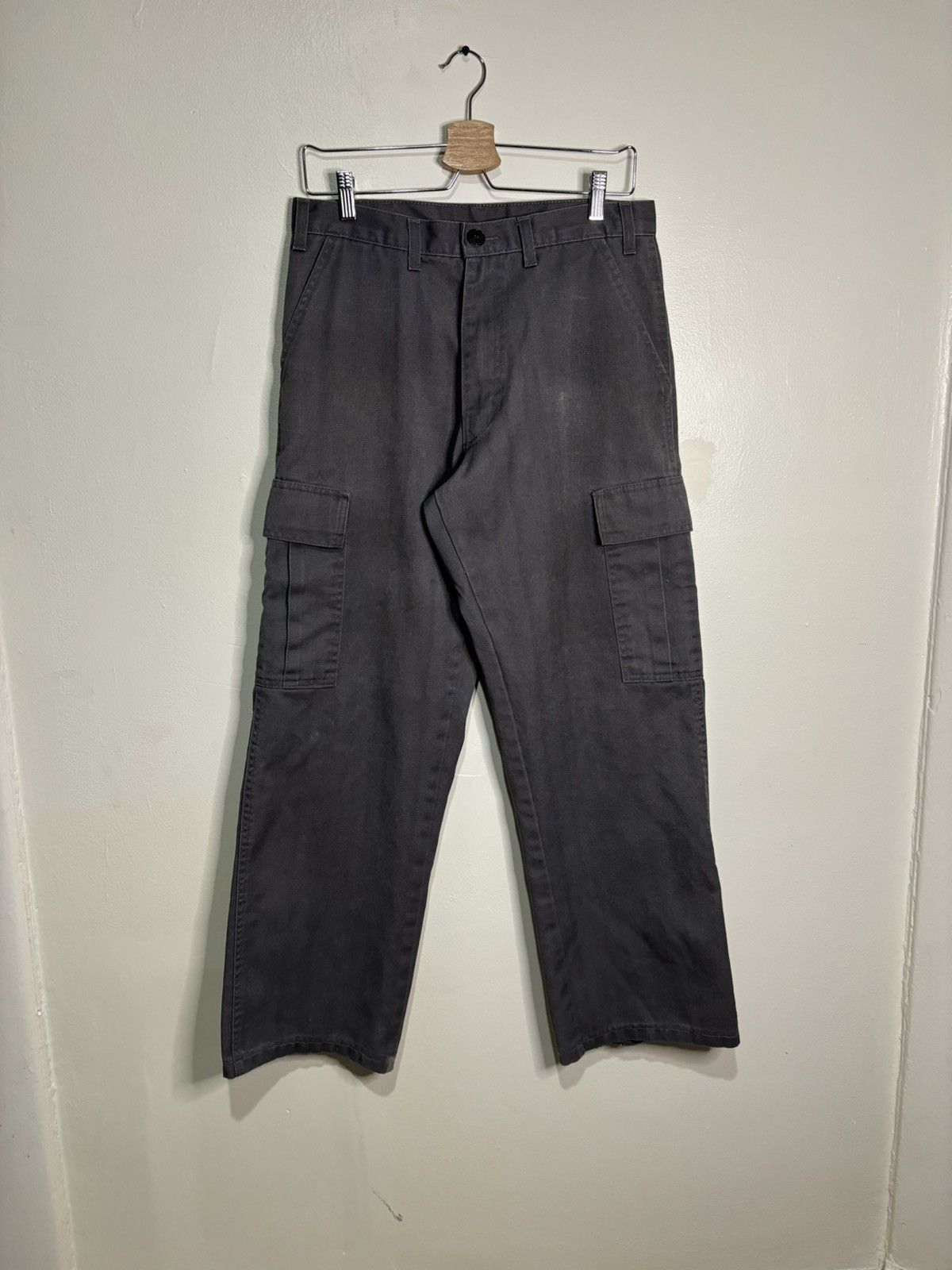 Vintage Vintage 1990s Grey Cargo Pants Size US 31 - 1 Thumbnail