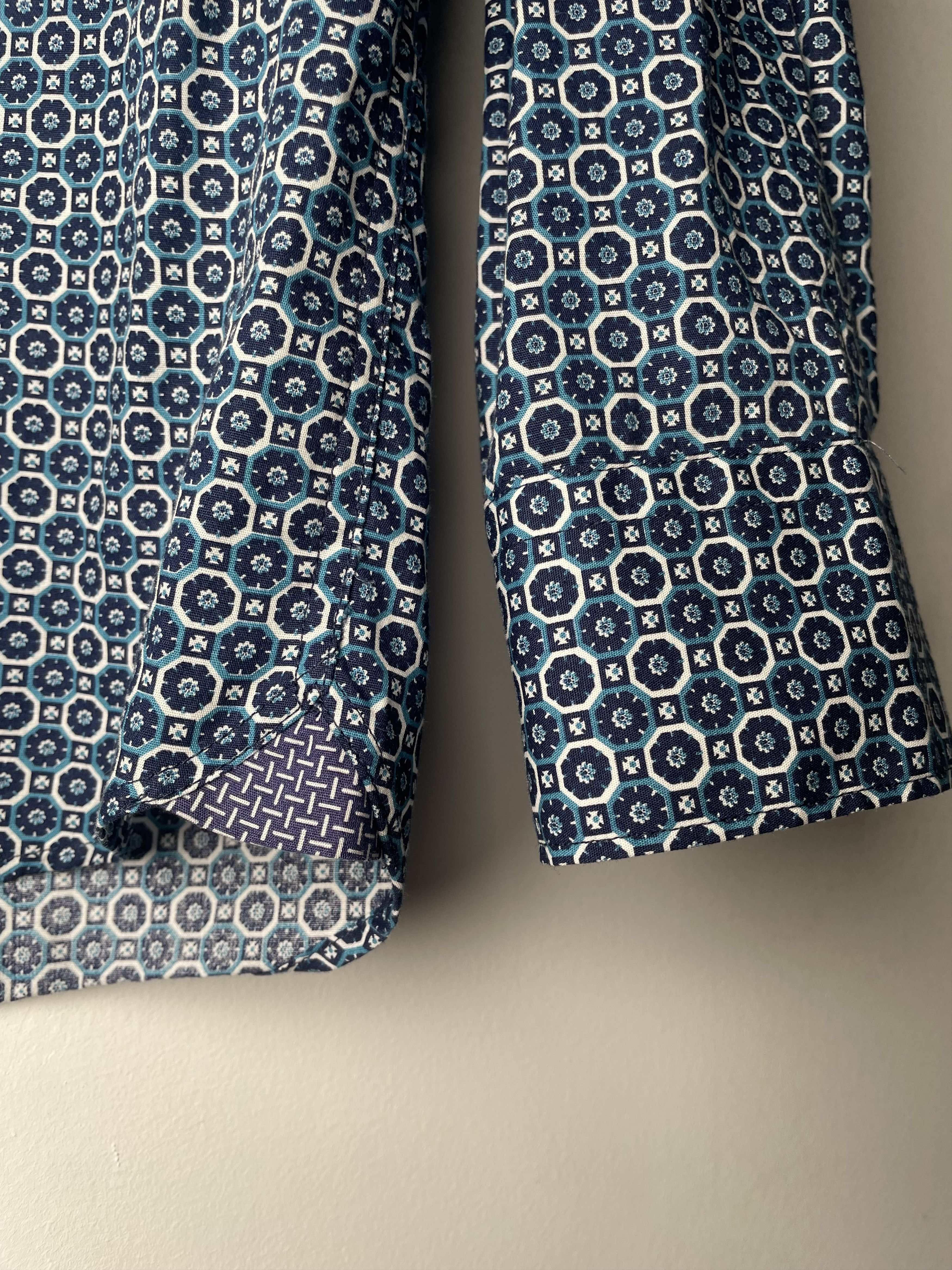Ted Baker Ted Baker London Teal Geometric Print Shirt Size 3 M Size US M / EU 48-50 / 2 - 6 Thumbnail