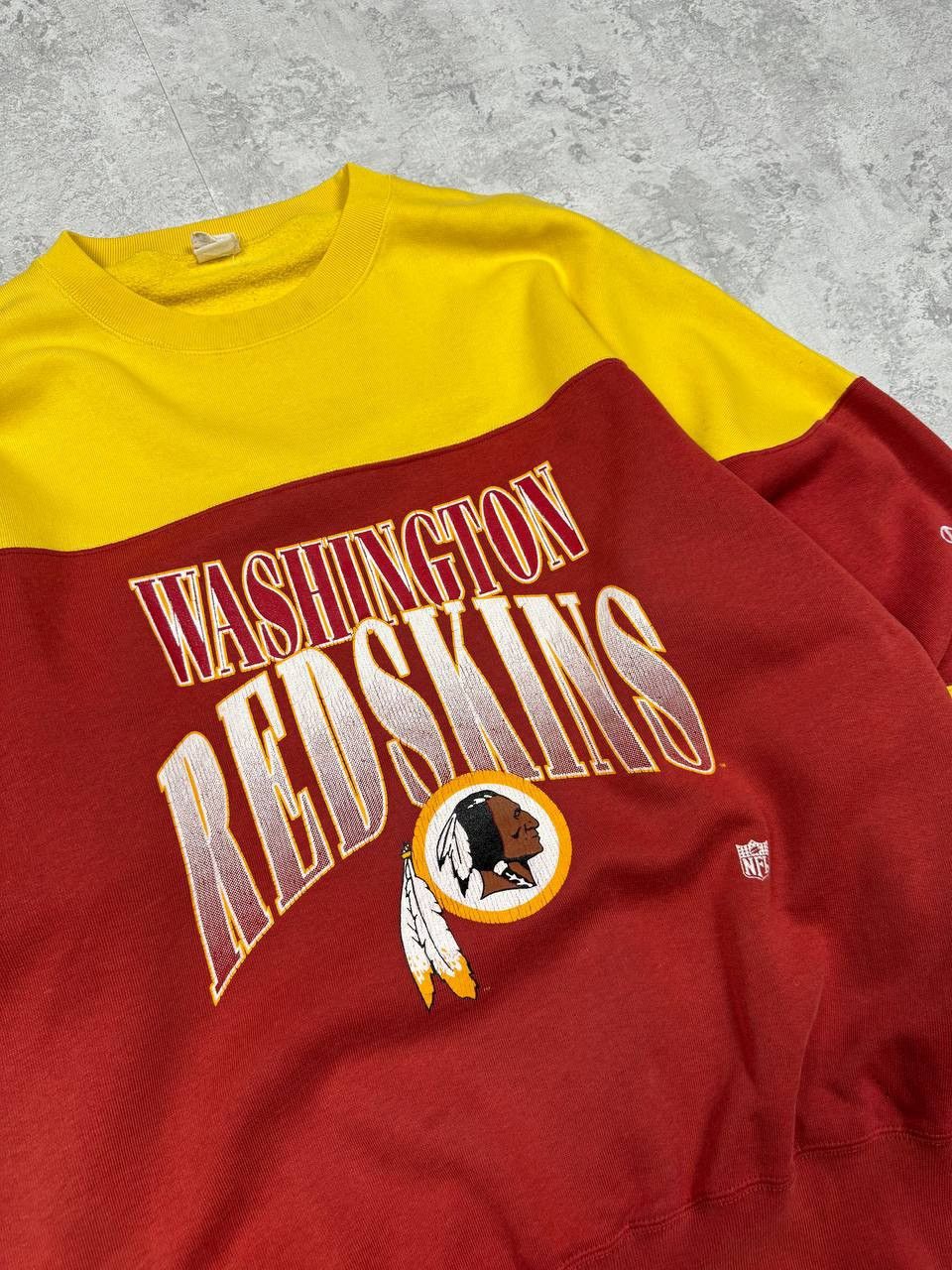 Champion Vintage 80’s Champion Washington Redskins Sweatshirt Size M Size US M / EU 48-50 / 2 - 5 Thumbnail