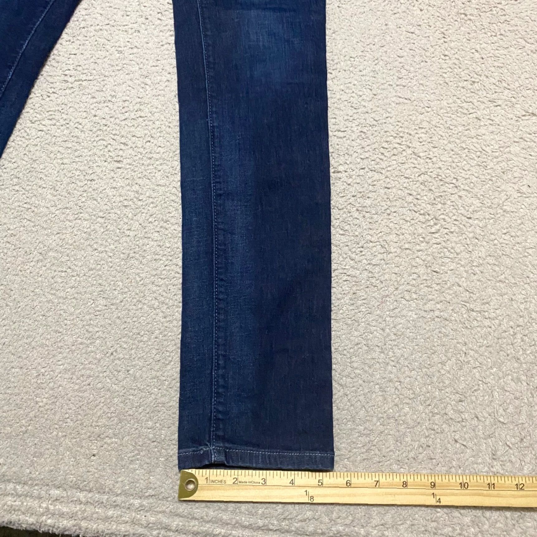 Anthropologie Anthropologie Pilcro Jeans Womens 28 Denim Dark Wash Skinny Low Rise 5-Pocket Stretch Regular Size Blue Button Zip Color Denim Size 28" / US 6 / IT 42 - 2 Thumbnail
