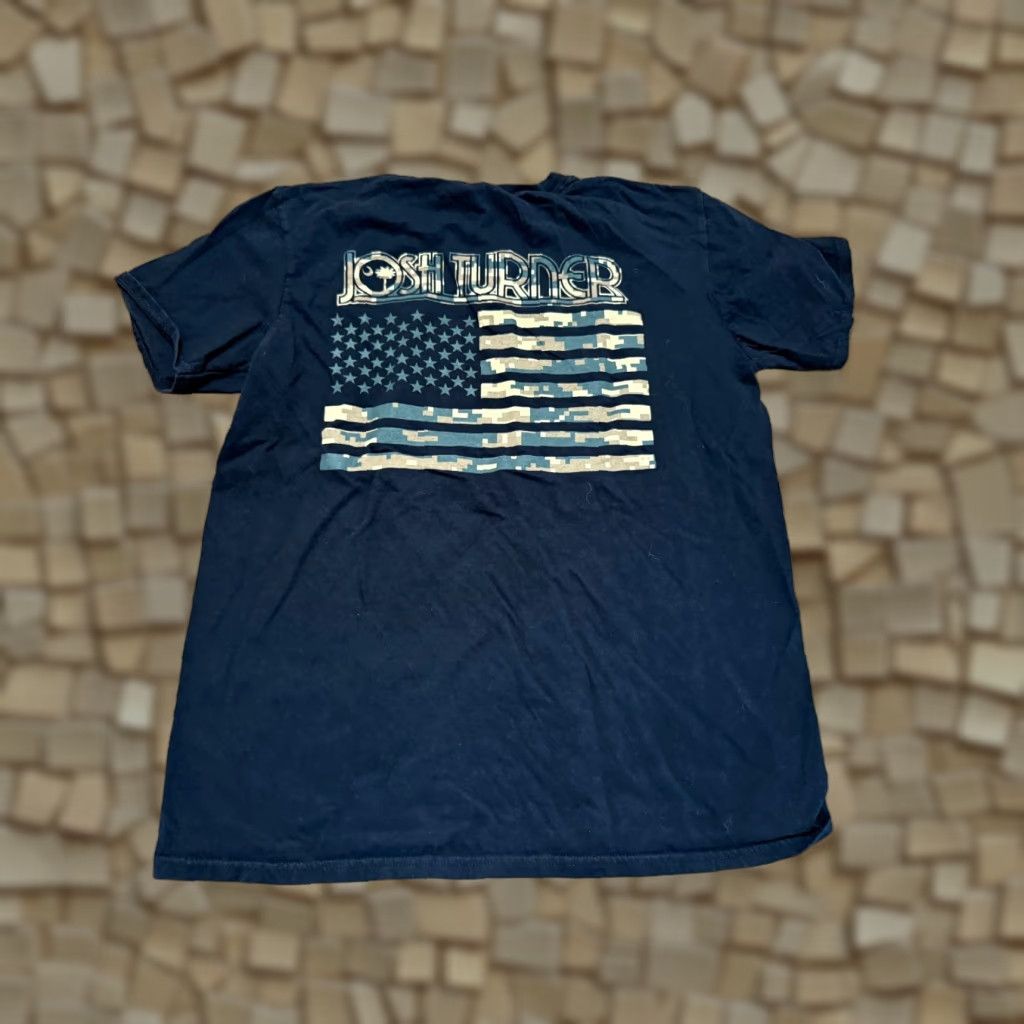 Gildan Gildan Shirt Men Large Black Camouflage Josh Turner Band USA Flag Short Sleeve Crew Neck T-Shirt Size US L / EU 52-54 / 3 - 1 Thumbnail