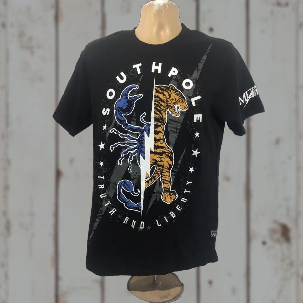 Southpole Southpole Graphic T-shirt Medium Short Sleeve Crew Neck Black Cotton Knit Men Regular Scorpion Tiger Logo Bejeweled 2010s Hip Hop Y2K Classic Size US M / EU 48-50 / 2 - 1 Thumbnail