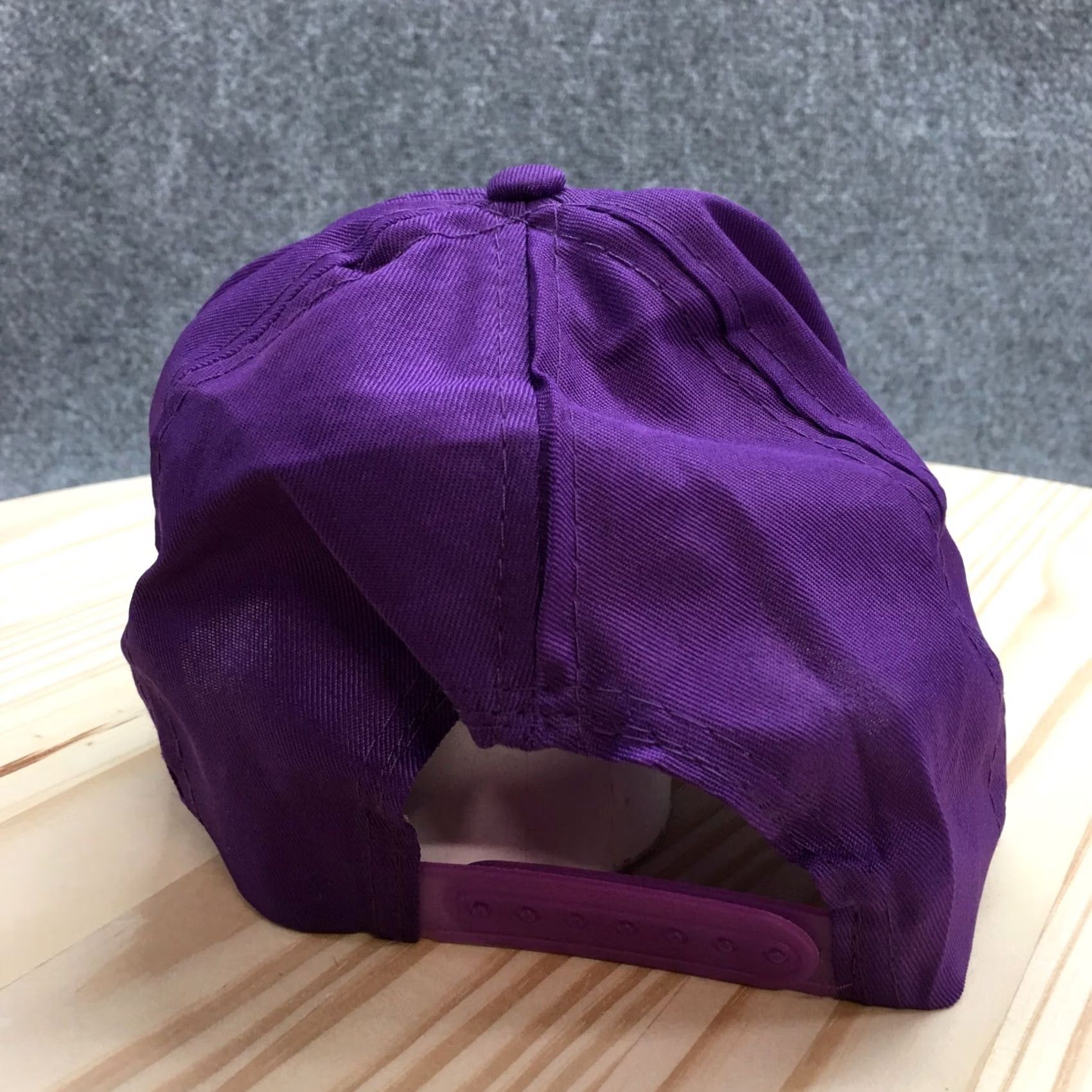 Vintage Minnesota Vikings Baseball Cap Mens Purple OS Curved Brim Embroidered Logo Size ONE SIZE - 7 Thumbnail