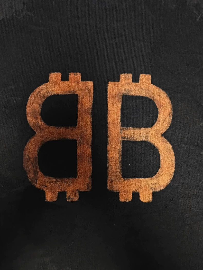 Balenciaga Balenciaga 23fw mud dyed Bitcoin distressed short sleeved T Size US S / EU 44-46 / 1 - 4 Thumbnail