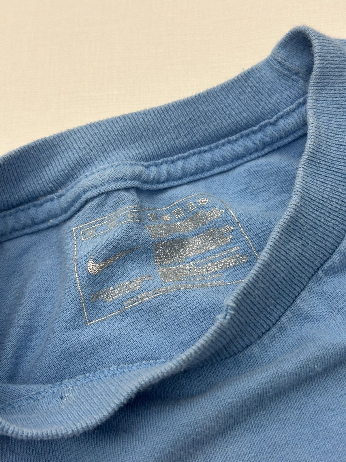 Nike Vtg Nike Mens Shirt Short Sleeve T Shirt Graphic Y2K Lt Blue Size US M / EU 48-50 / 2 - 3 Thumbnail