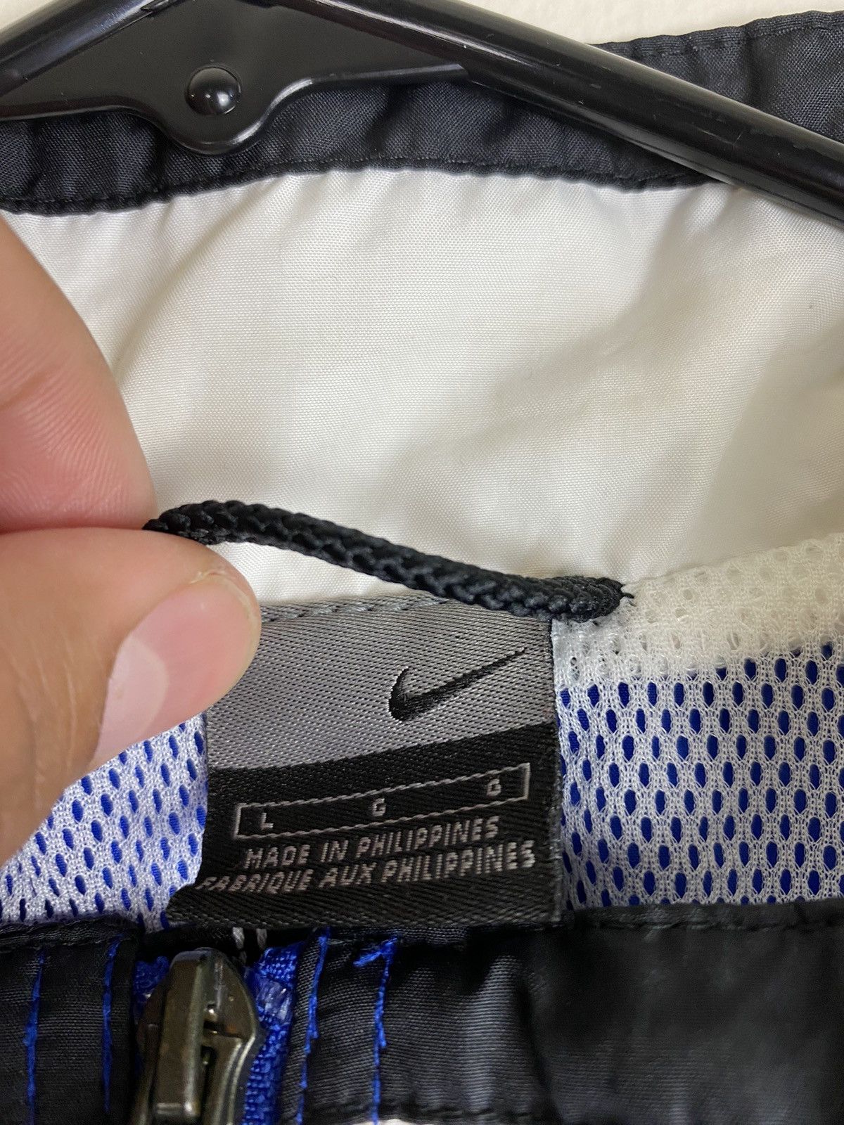 Nike × Vintage Vintage Early 2000’s Nike Light Zip Up Jacket Windbreaker Size US L / EU 52-54 / 3 - 3 Thumbnail