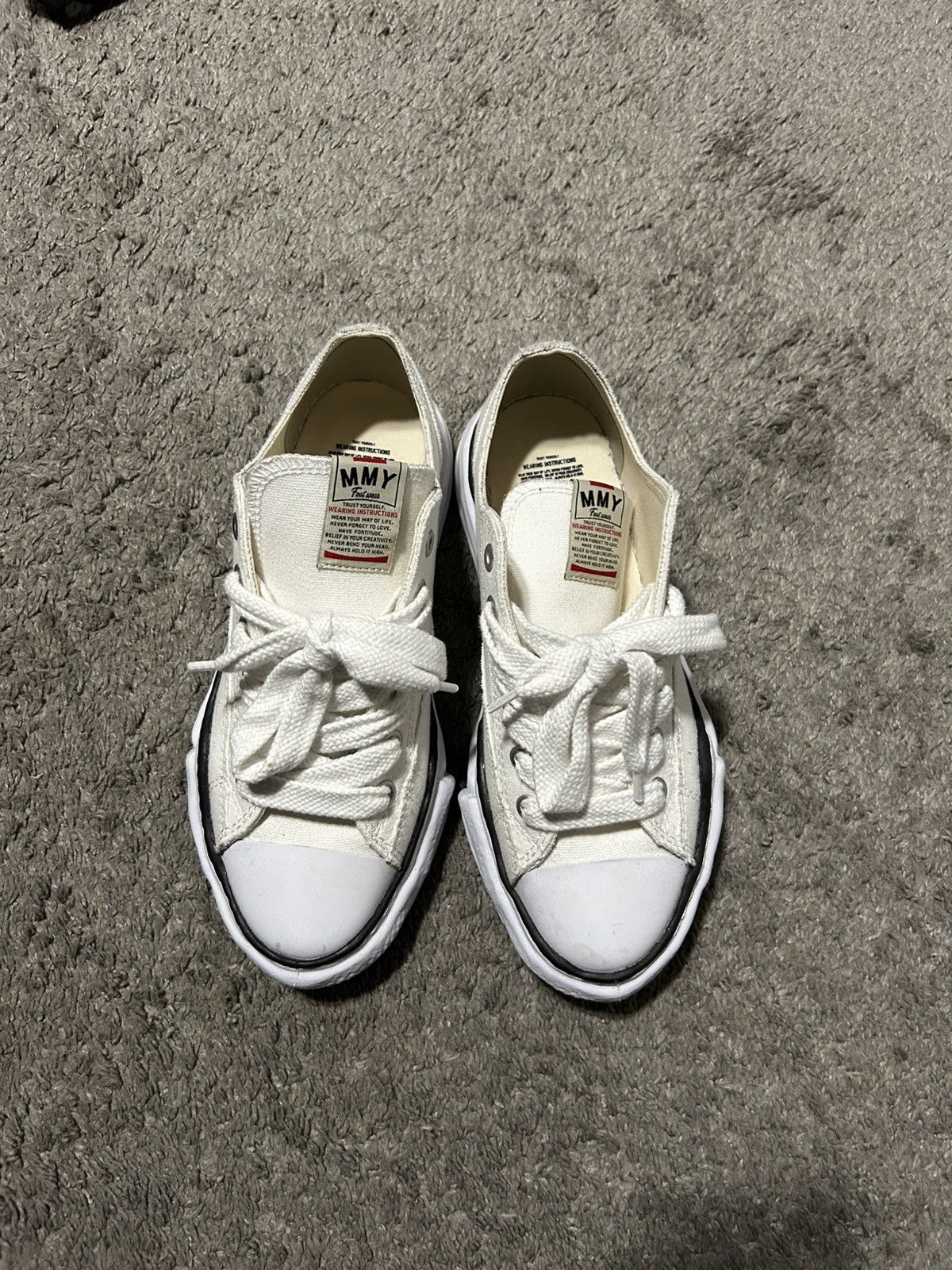 White Maison Mihara Yasuhiro