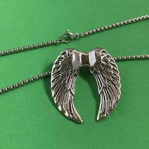 Designer × Jewelry Titanium Steel Angel Wings Pendant Necklace for Men Women Size ONE SIZE - 3 Thumbnail