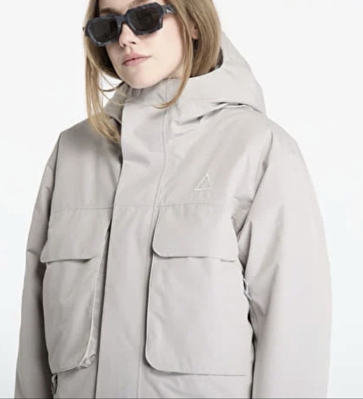 Nike Nike ACG Storm-FIT ADV Jacket (FV7327-104) Women’s Size M Size M / US 6-8 / IT 42-44 - 2 Thumbnail