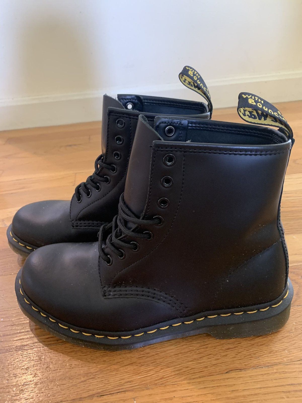 Dr. Martens Dr. Marten’s 1460 Size US 8 / EU 41 - 2 Thumbnail
