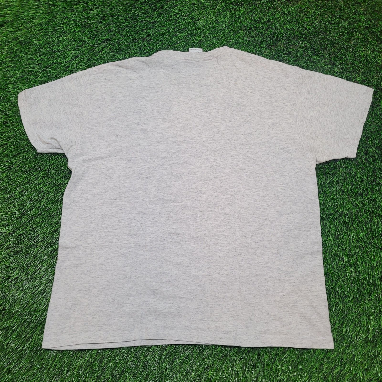 Guess VTG 90s GUESS Made in USA Pocket T-Shirt XL Boxy Fit Preppy Size US XL / EU 56 / 4 - 5 Thumbnail