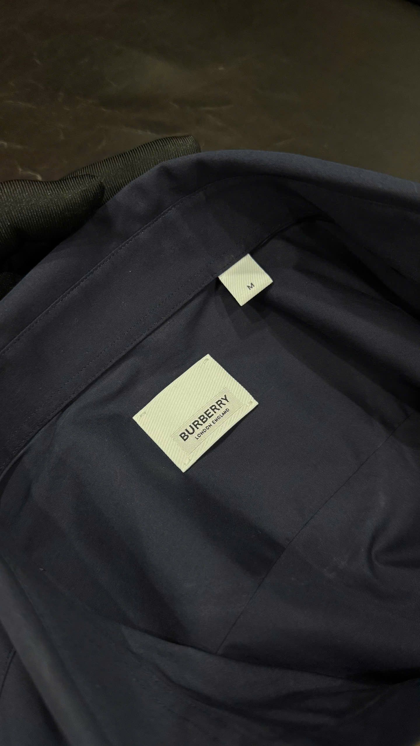 Burberry BURBERRY SHIRT Size US M / EU 48-50 / 2 - 6 Thumbnail