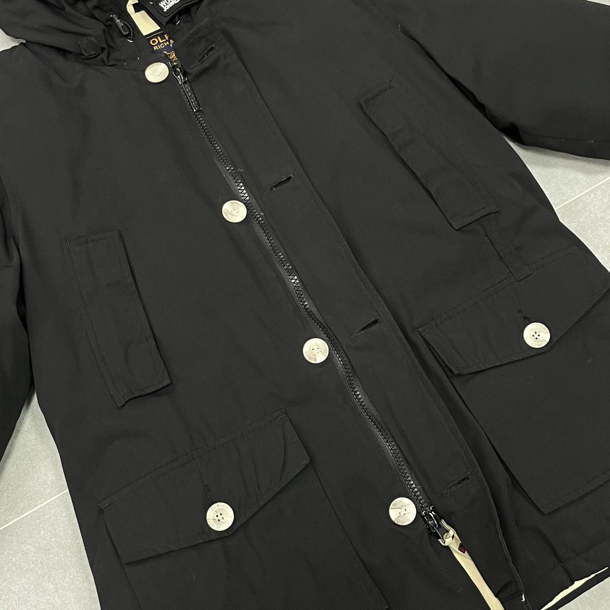 Woolrich Woolen Mills Woolrich Arctic Parka Women Puffer Down Parka Jacket Size L Size L / US 10 / IT 46 - 12 Thumbnail