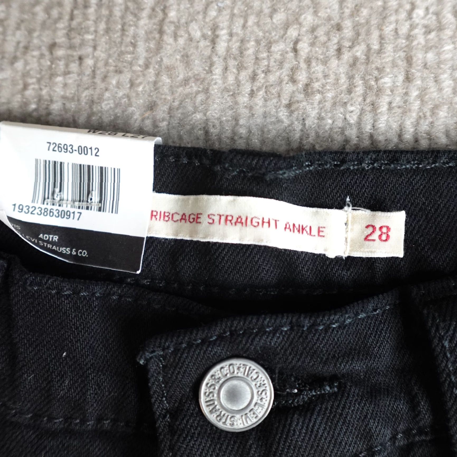 Levi's Levi's Womens Jeans 28 x 27 Black 724 High Rise Straight Cropped NEW Size 28" / US 6 / IT 42 - 2 Thumbnail