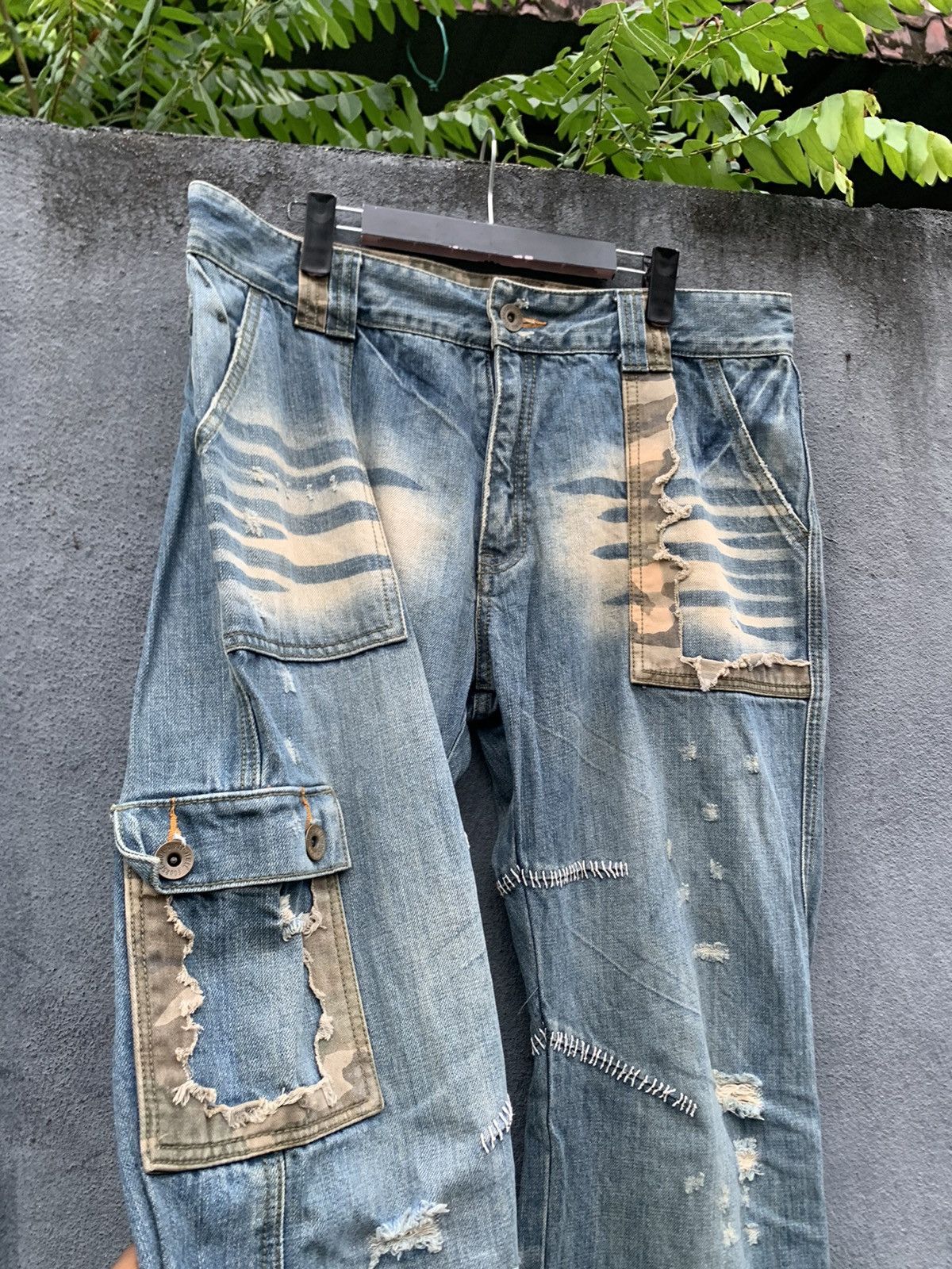 Vintage 👹VINTAGE FOUR SEASON DISTRESSED BAGGY JEANS Size US 34 / EU 50 - 10 Thumbnail