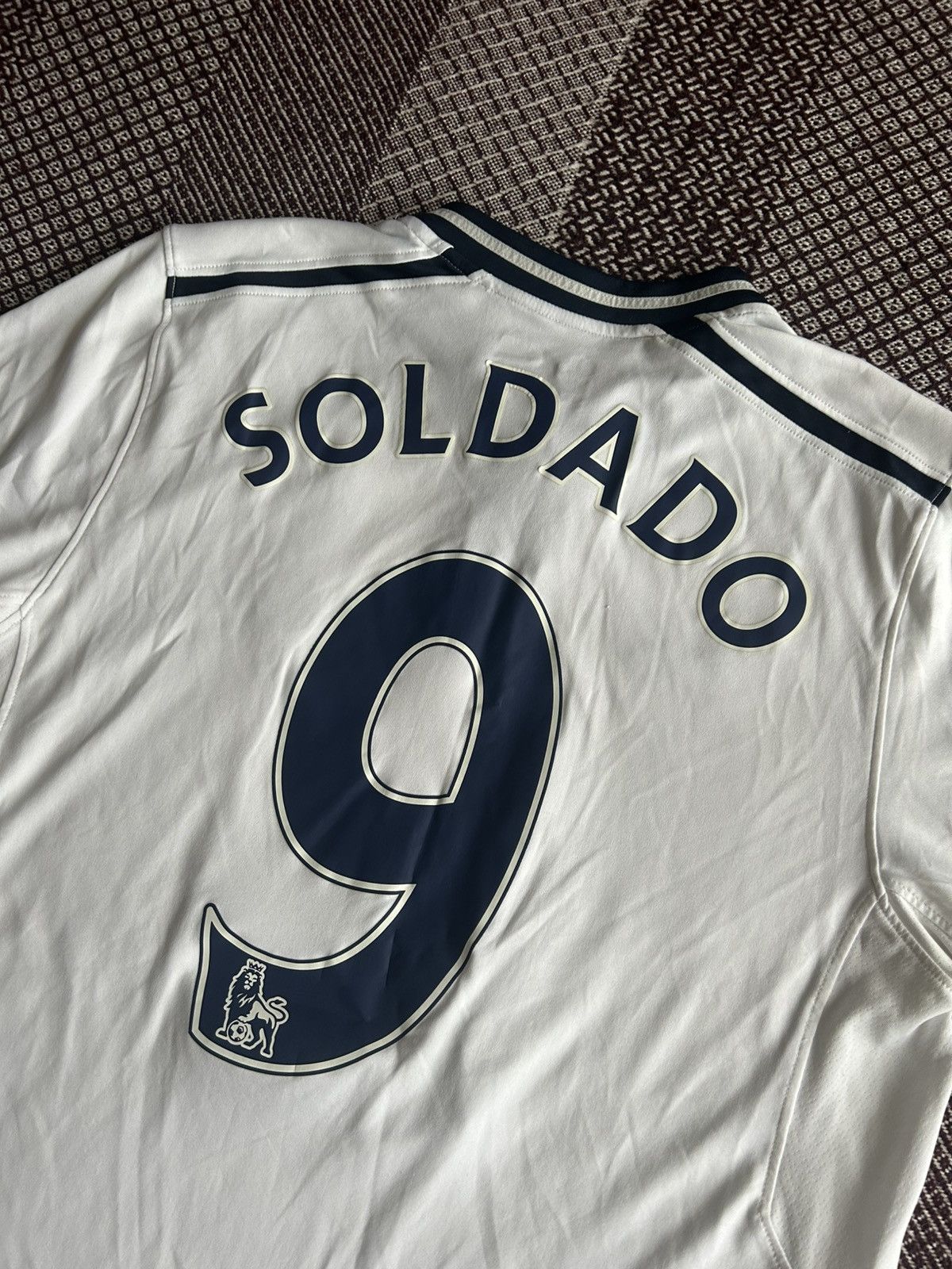 Under Armour × Vintage Tottenham Hotspurs Under Armour 2013-14 Solrado 9 Home Shirt Size US M / EU 48-50 / 2 - 2 Thumbnail