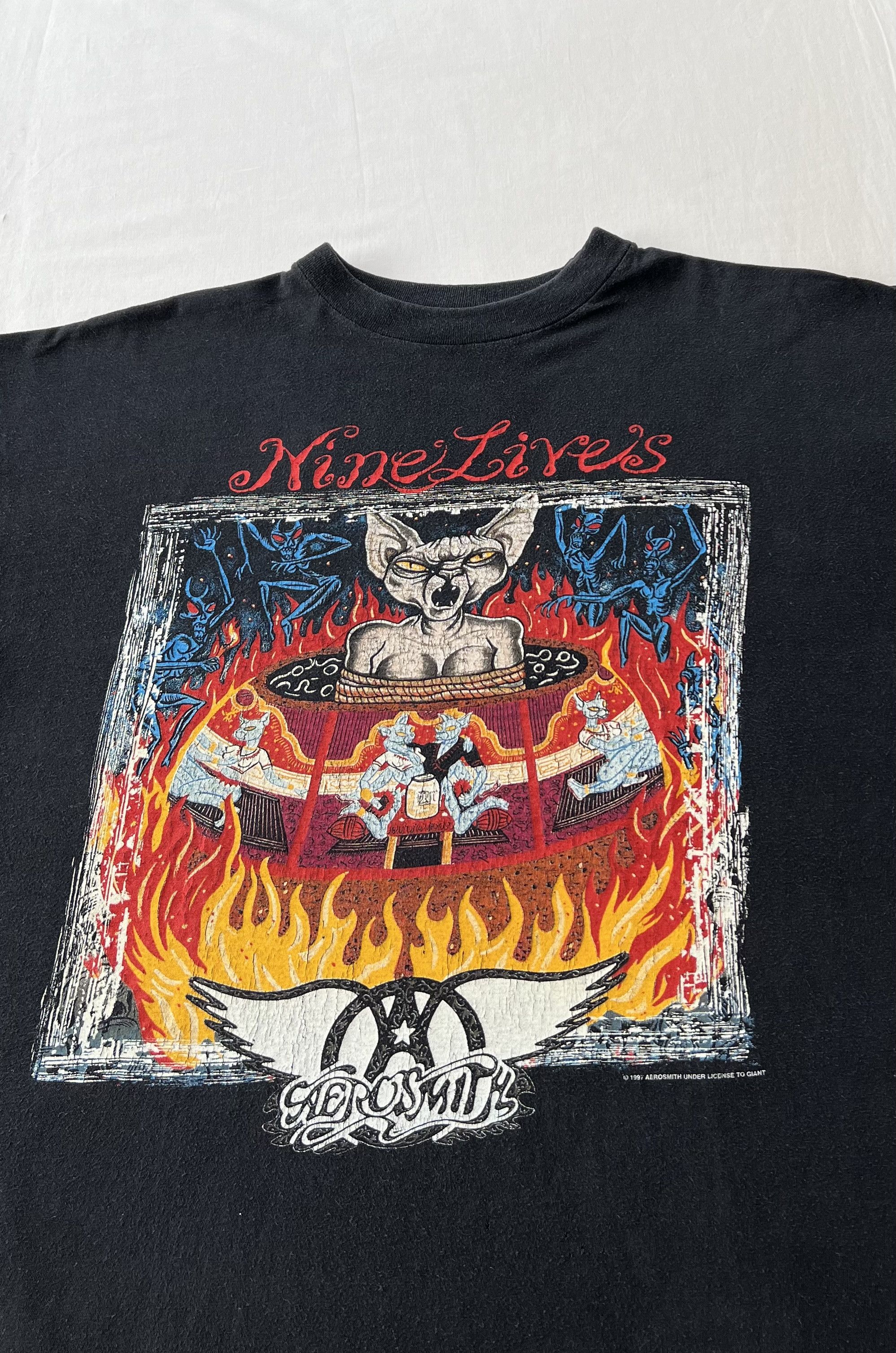 Band Tees Vintage 1997 Aerosmith Nine Lives Black T-shirt Size US L / EU 52-54 / 3 - 5 Thumbnail