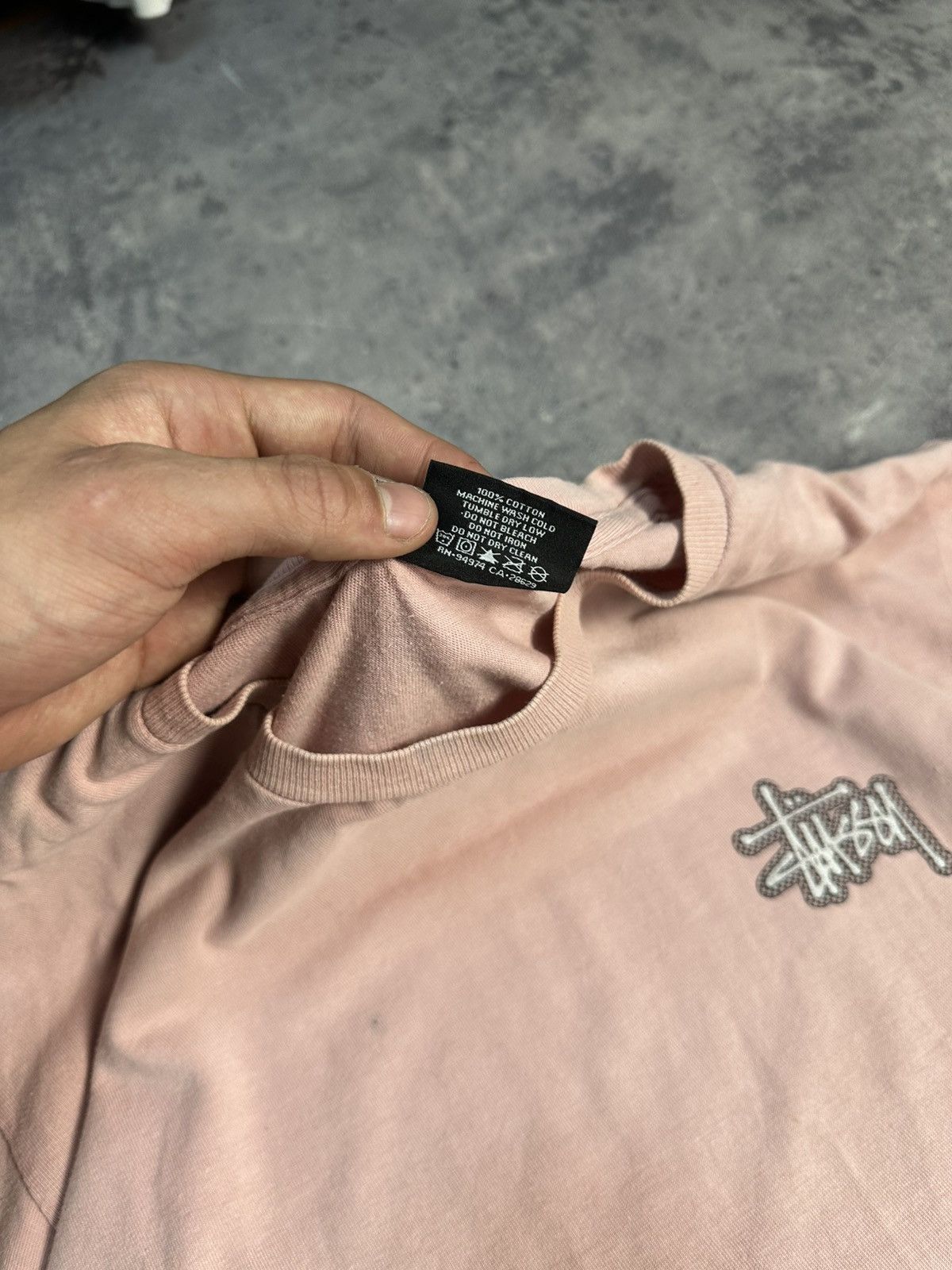 Stussy Vintage Stussy T Shirt Tee Pink Big Logo Baggy Y2K Retro Size US L / EU 52-54 / 3 - 13 Thumbnail