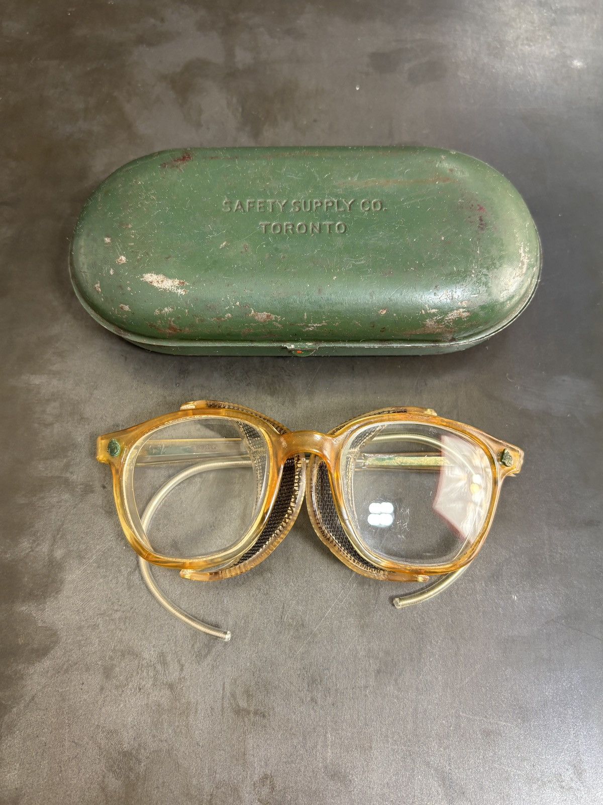American Optical 1940s American Optical Safety Glasses WW2 Vintage Eye Frames Size ONE SIZE - 3 Thumbnail