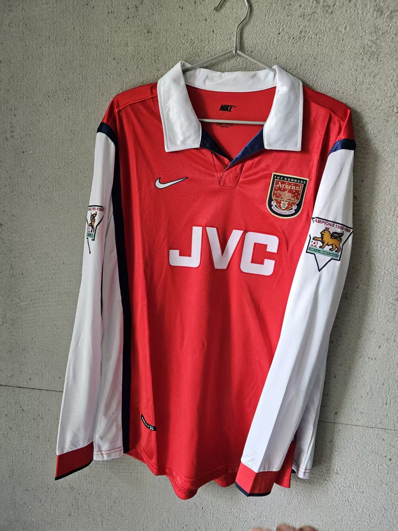 Other 1998 1999 Arsenal #14 Thierry Henry Jersey Size US L / EU 52-54 / 3 - 2 Thumbnail